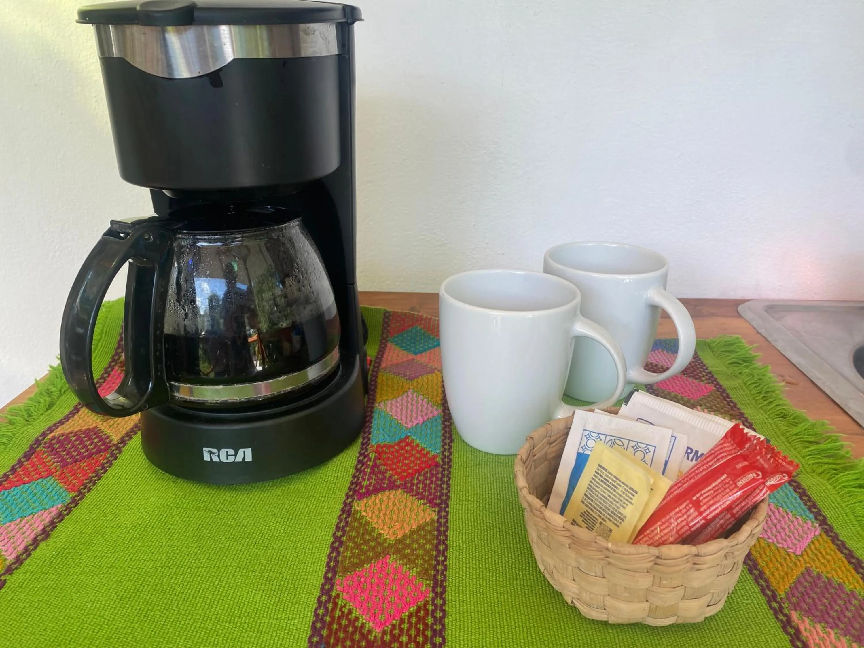 Coffee/tea facilities in Maison Bacalar