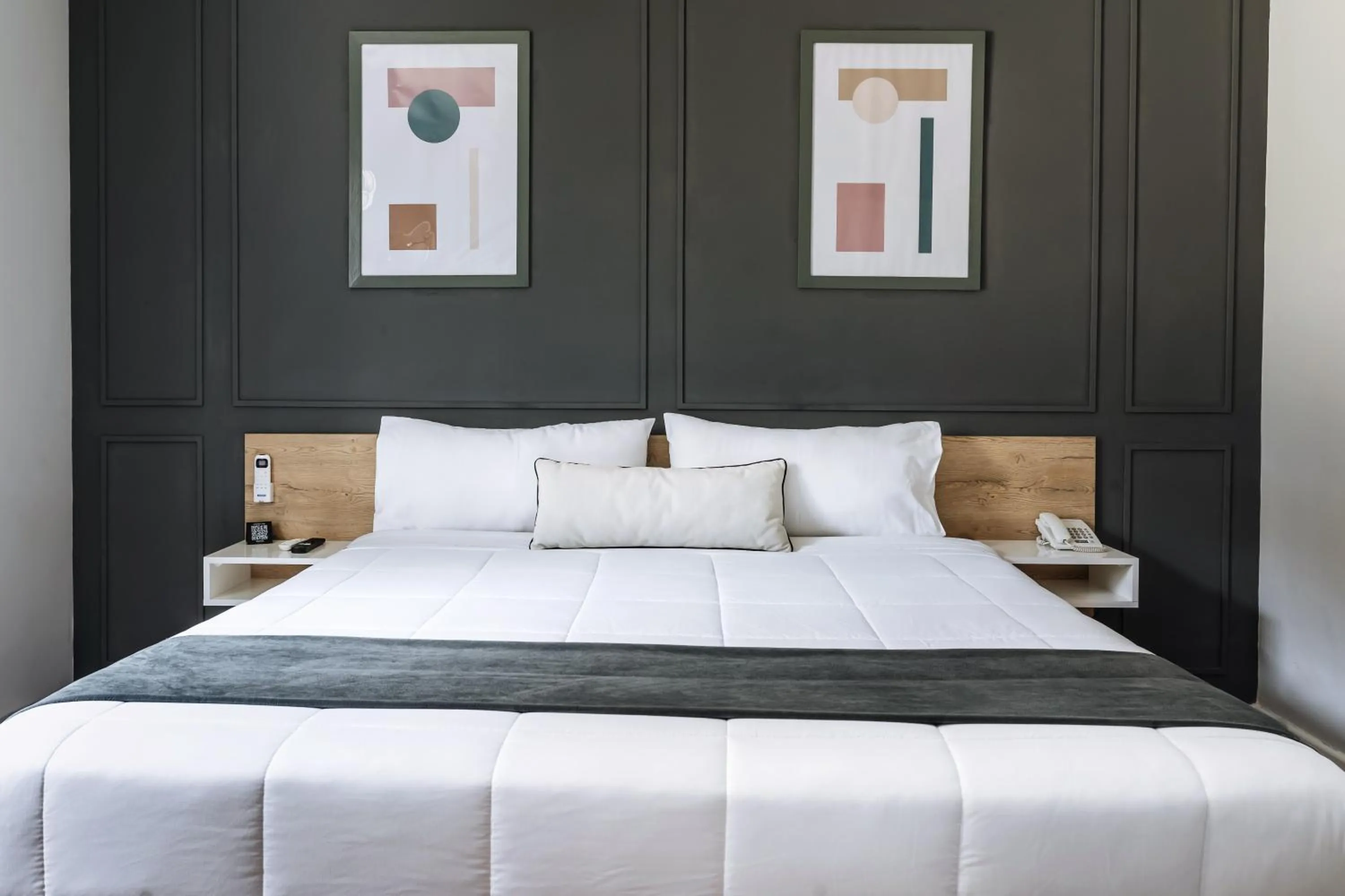 Restaurant/places to eat, Bed in TARATA BOUTIQUE HOTEL