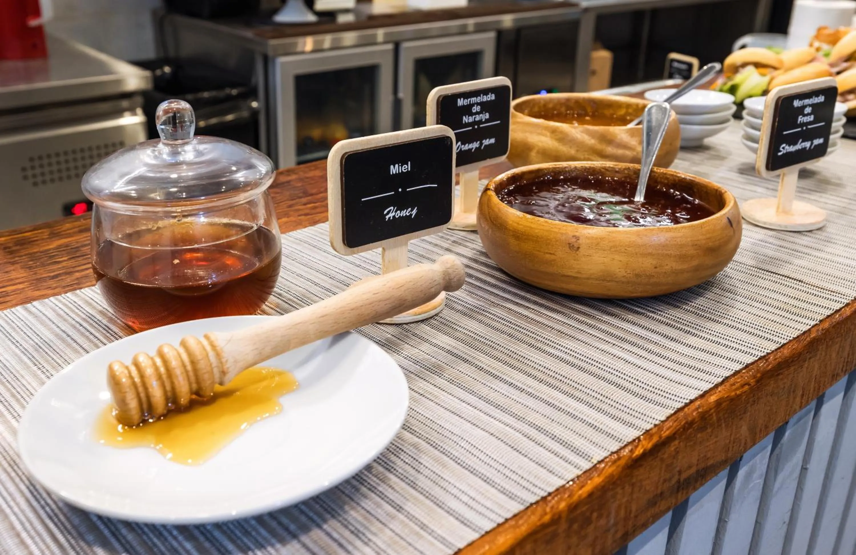 Food and drinks in TARATA BOUTIQUE HOTEL