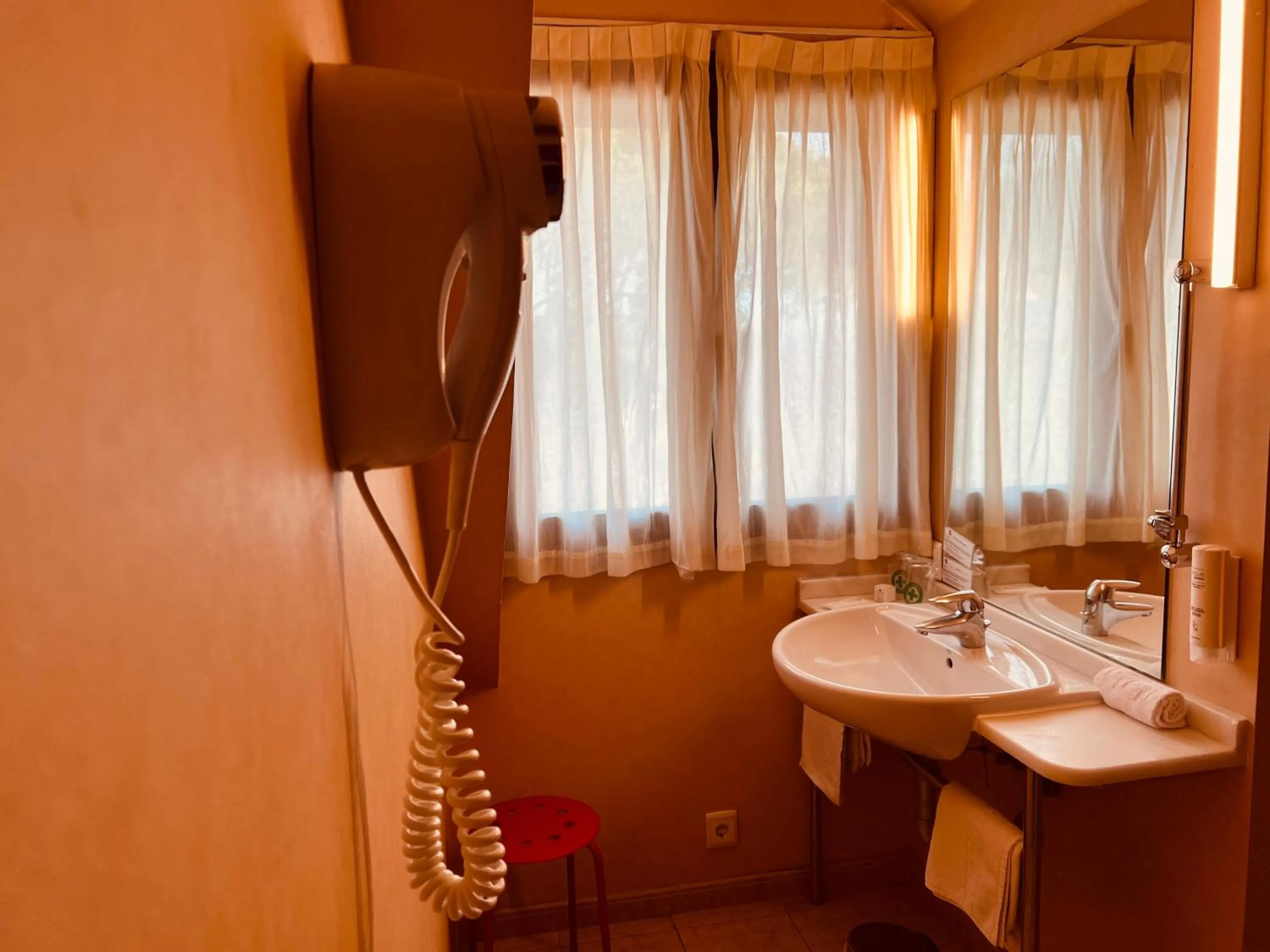 Bathroom in Hospedium Hotel Los Lanceros