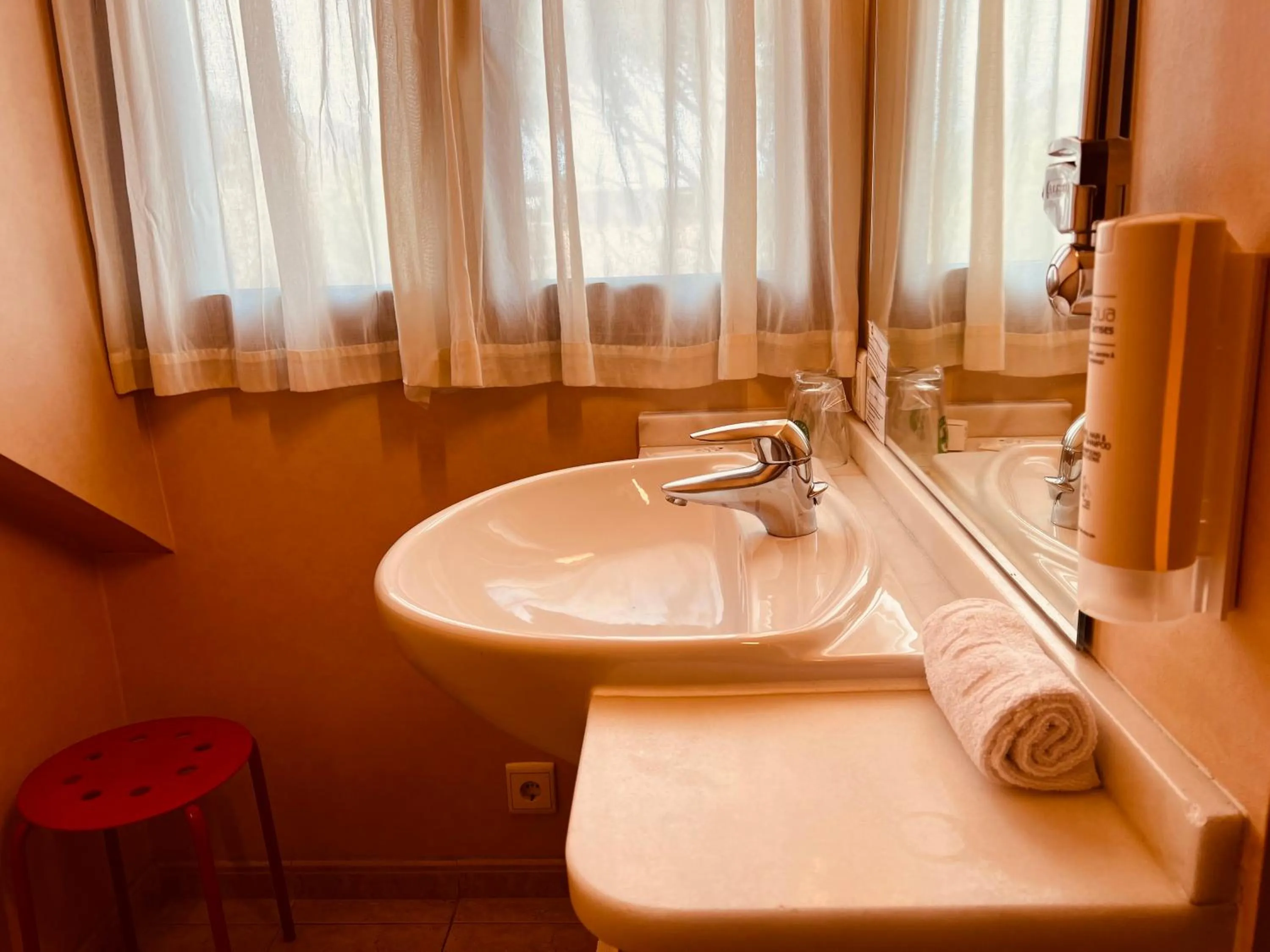 Bathroom in Hospedium Hotel Los Lanceros