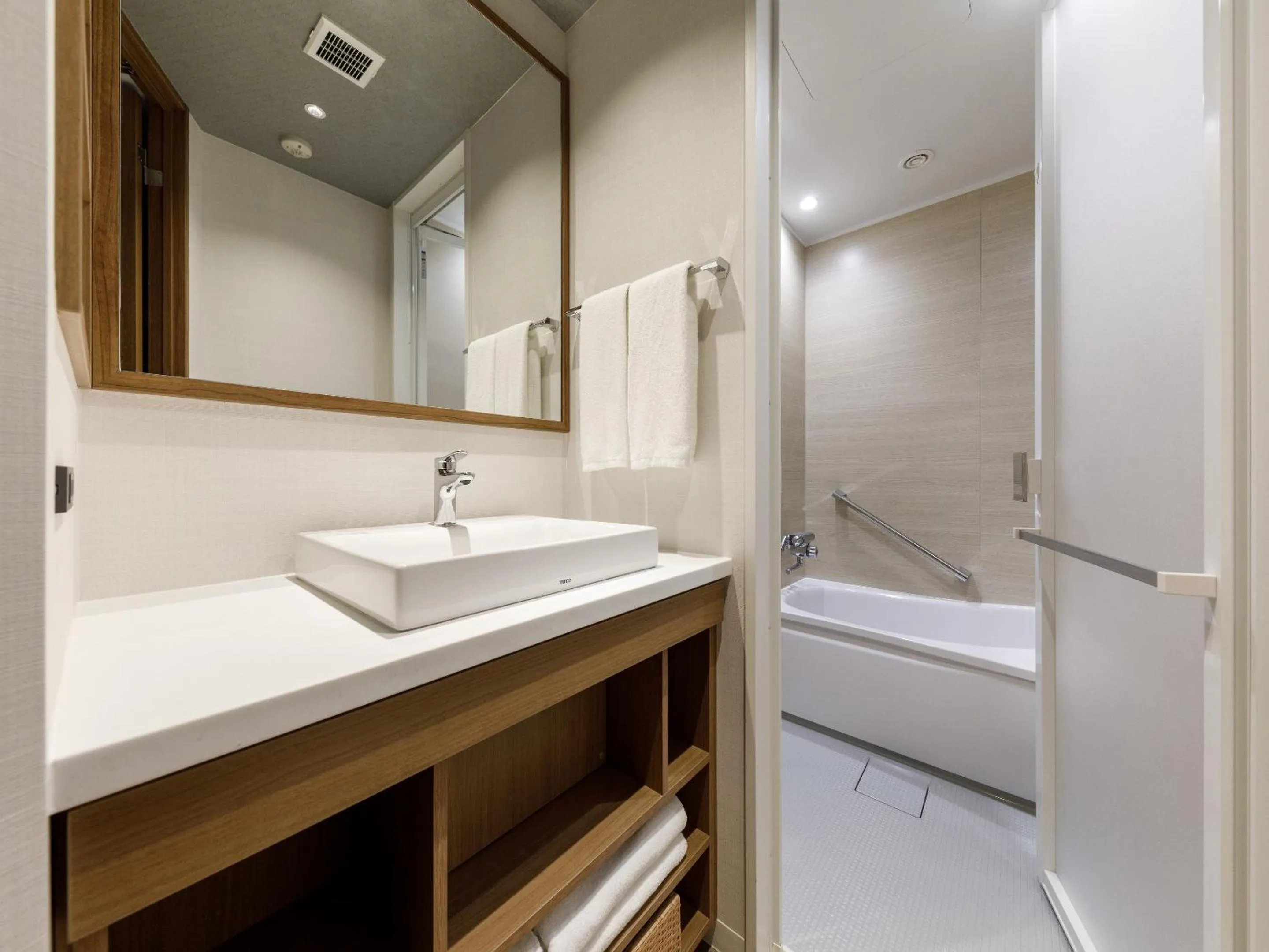 Bathroom in Nishitetsu Hotel Croom Hakata Gion Kushida Shrine