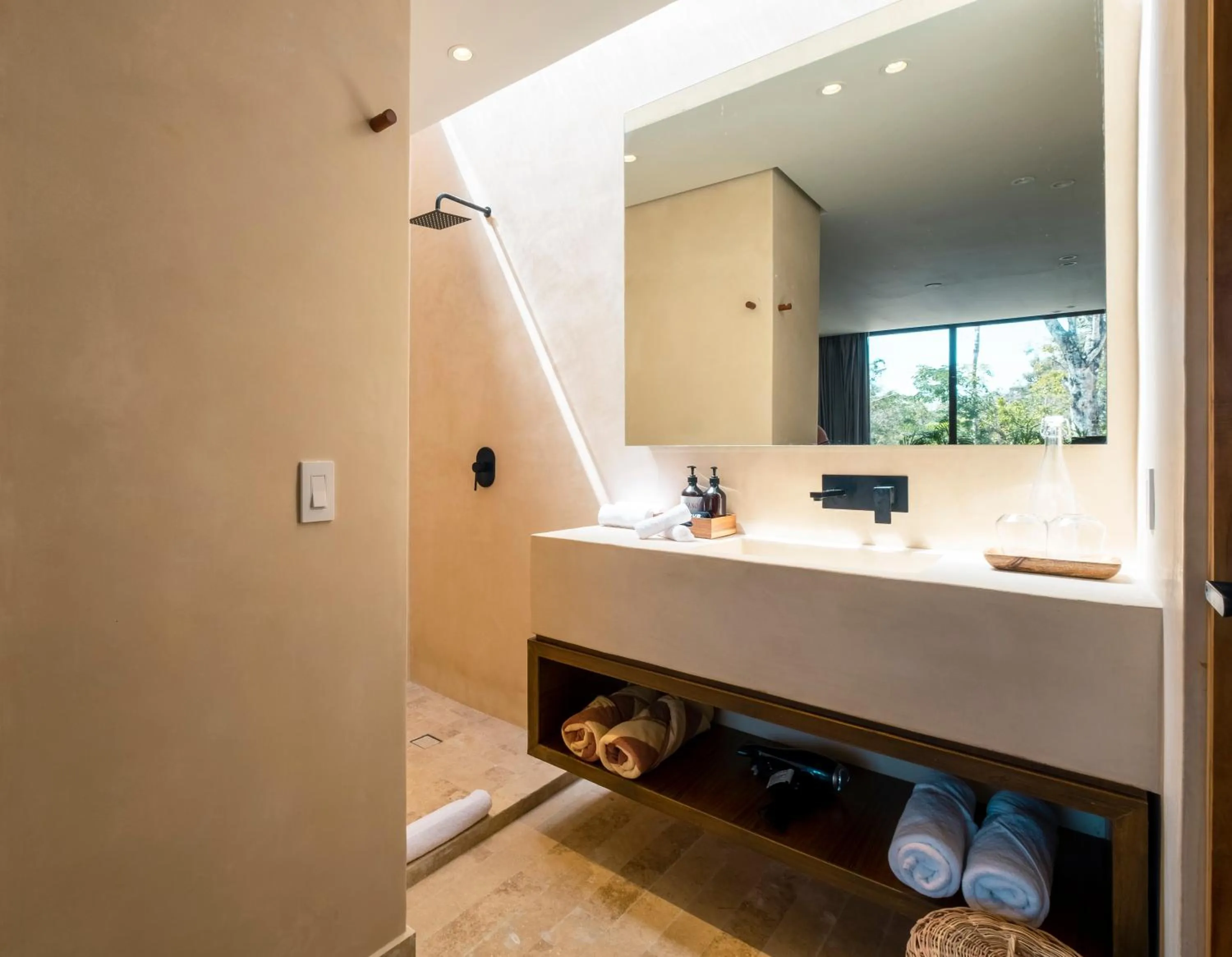 Bathroom in Collection O Faisano Boutique Luxury Hotel, Tulum Beach