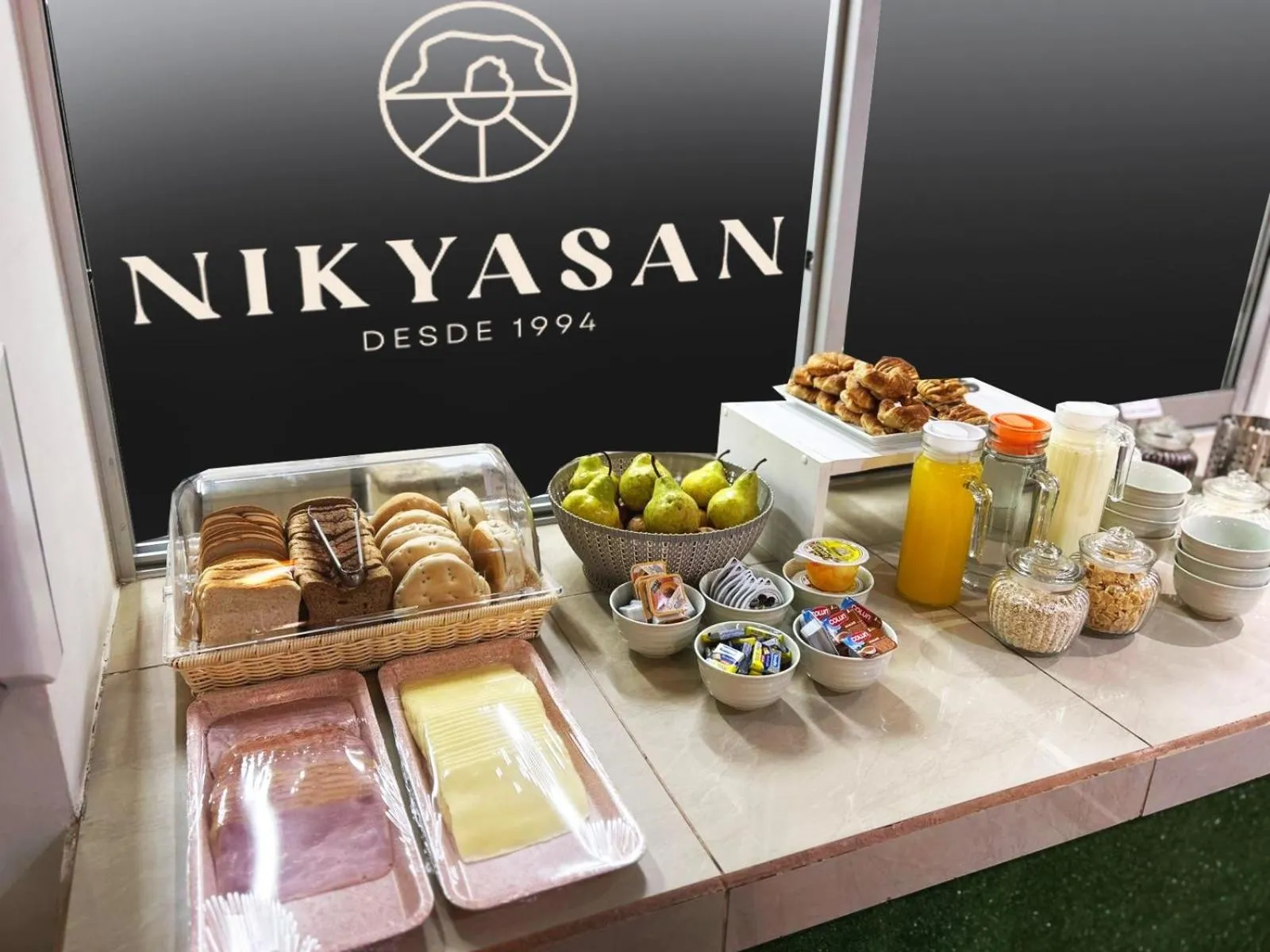 Breakfast in Hotel NIKYASAN