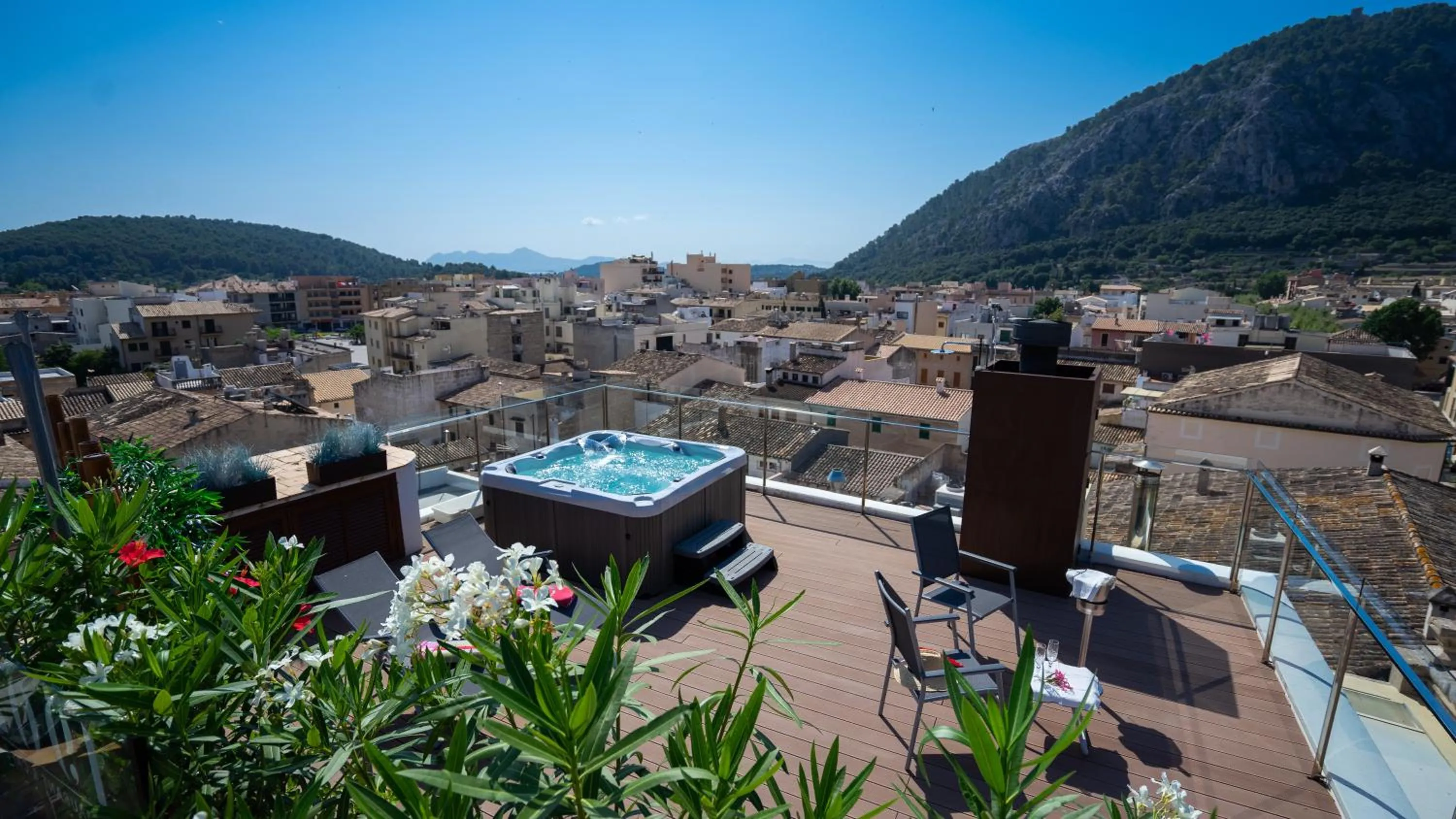 Solarium in Juma Historic Hotel