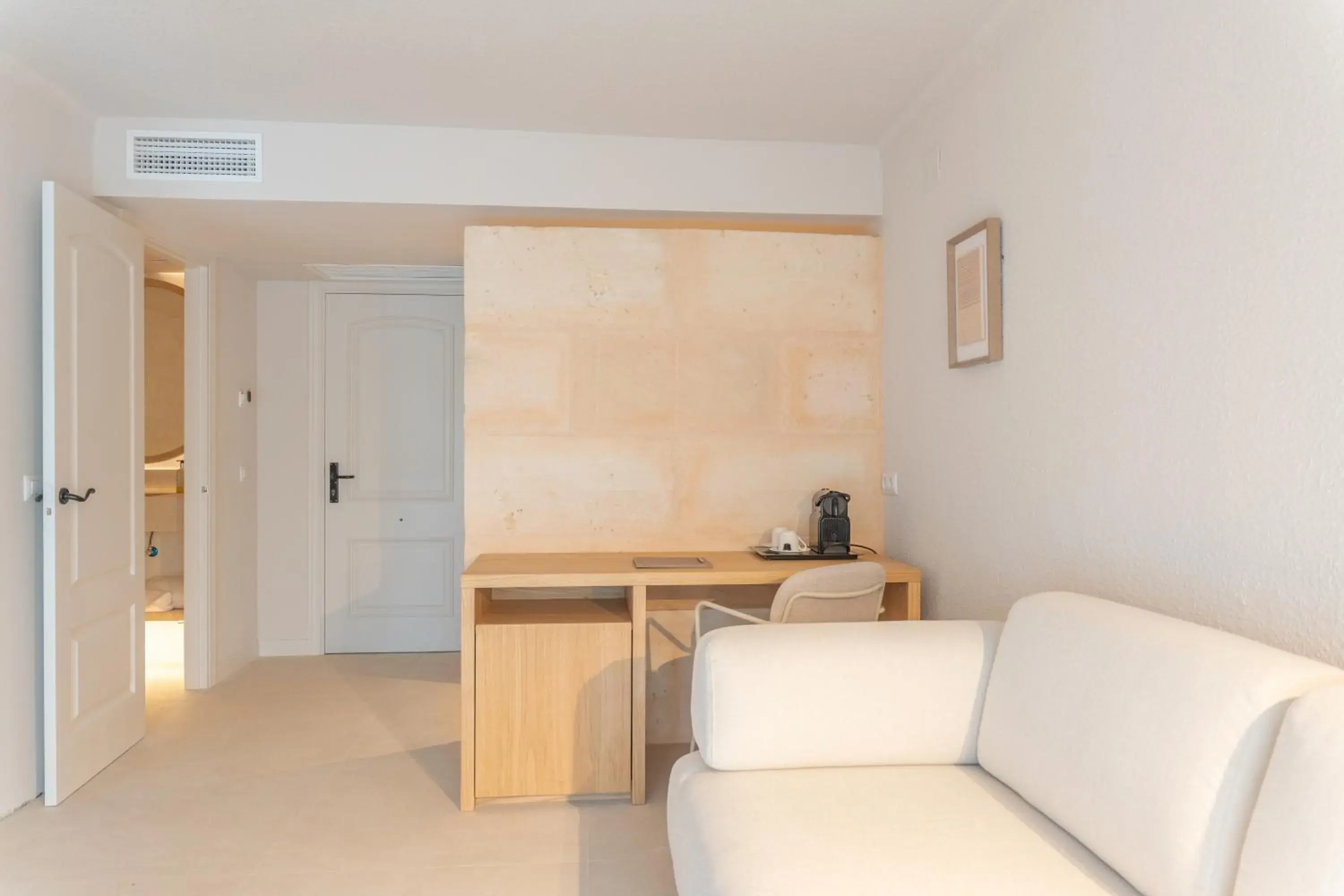 Junior Suite with Balcony in Canyamel Sun Suites Hotel Junior Suite with Balcony in Canyamel Sun Suites Hotel