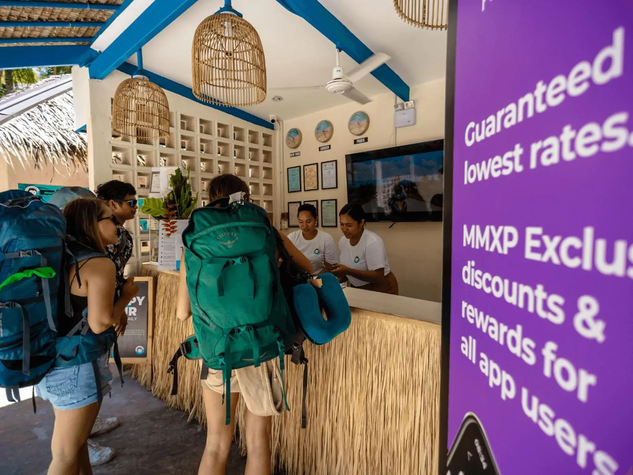 Lobby or reception in Mad Monkey Panglao Lobby or reception in Mad Monkey Panglao