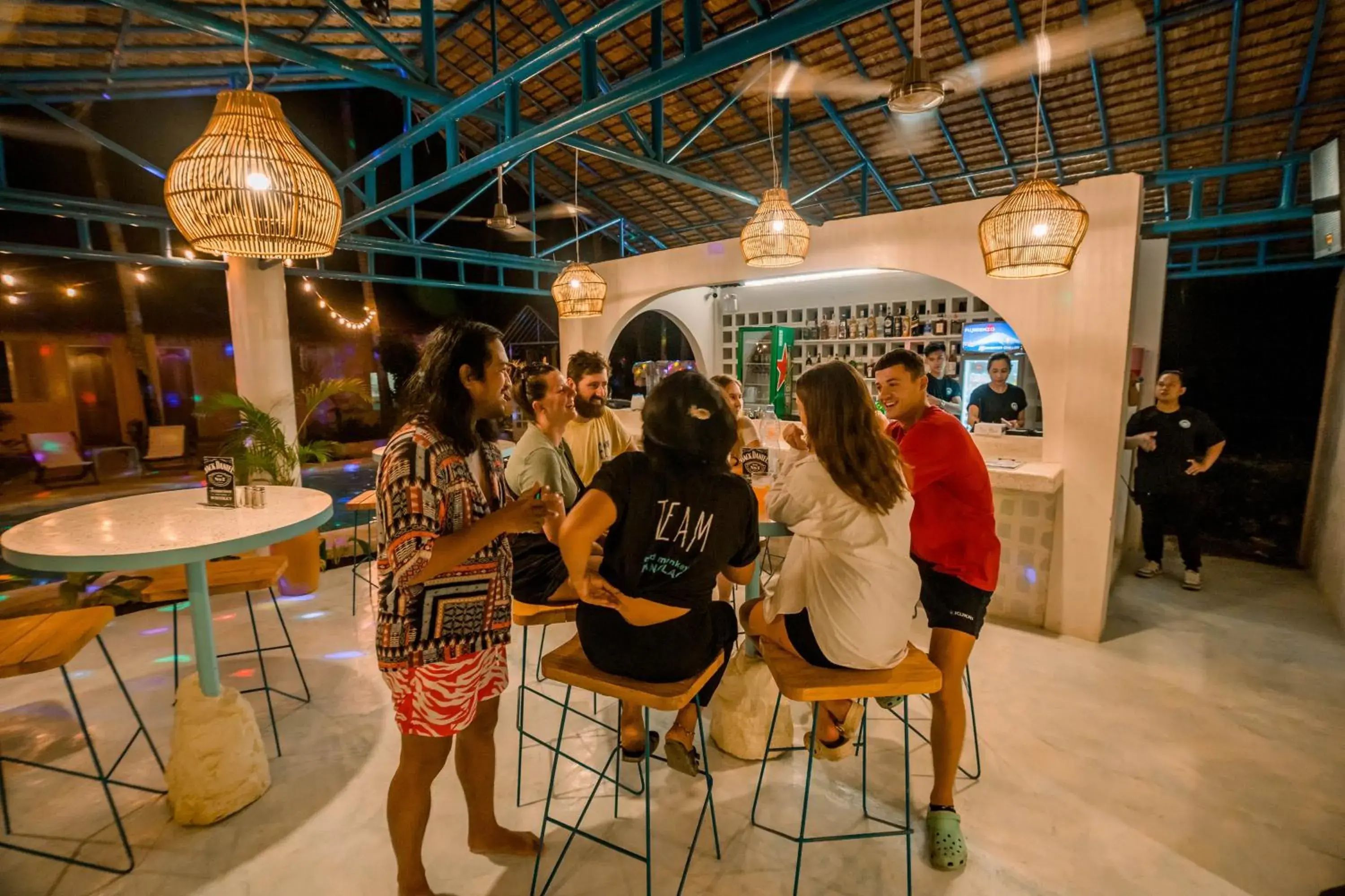 Restaurant/places to eat in Mad Monkey Panglao Restaurant/places to eat in Mad Monkey Panglao