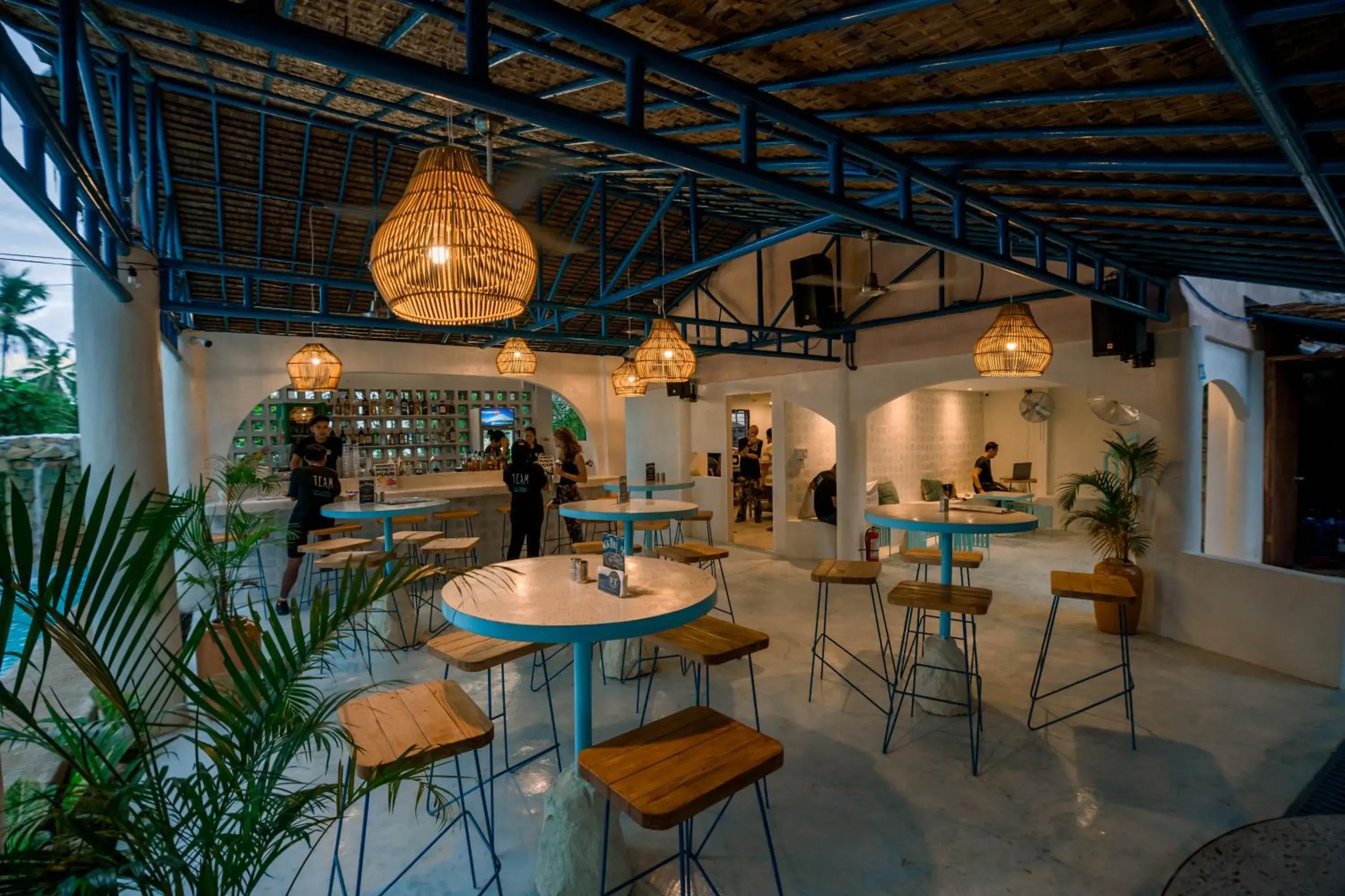 Restaurant/places to eat in Mad Monkey Panglao Restaurant/places to eat in Mad Monkey Panglao