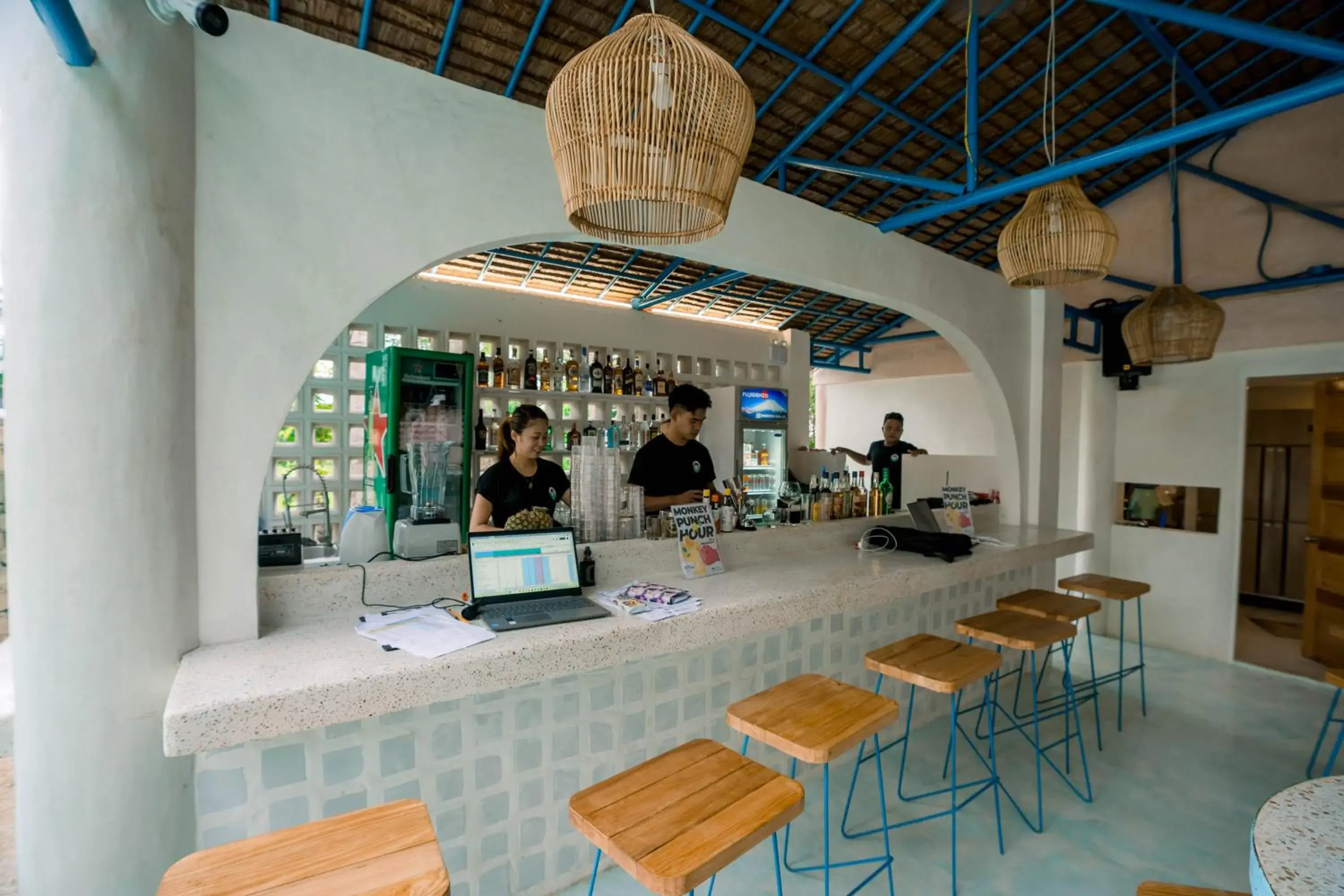 Lounge or bar in Mad Monkey Panglao Lounge or bar in Mad Monkey Panglao
