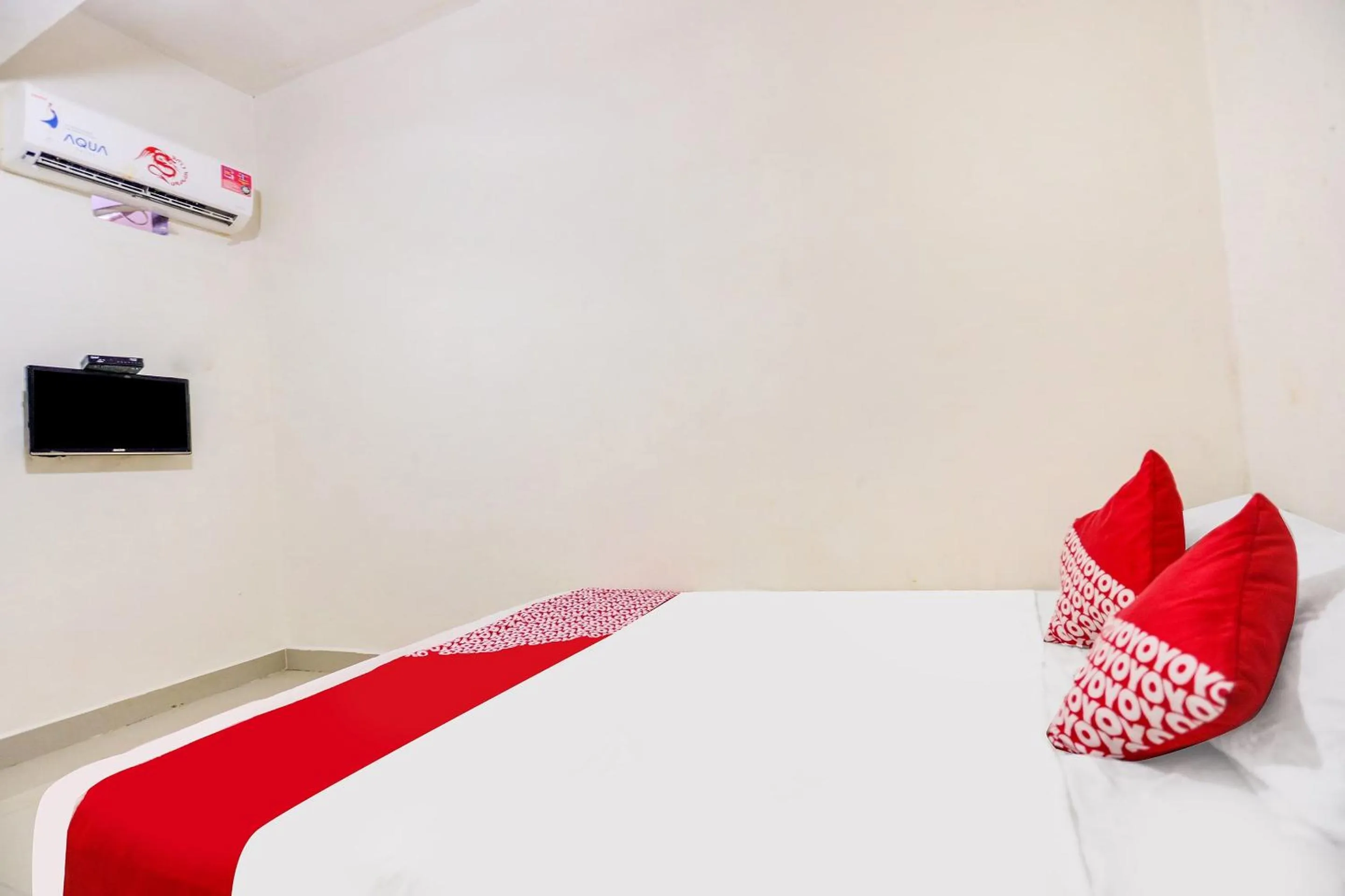 Bedroom in Hotel O Sunny Syariah