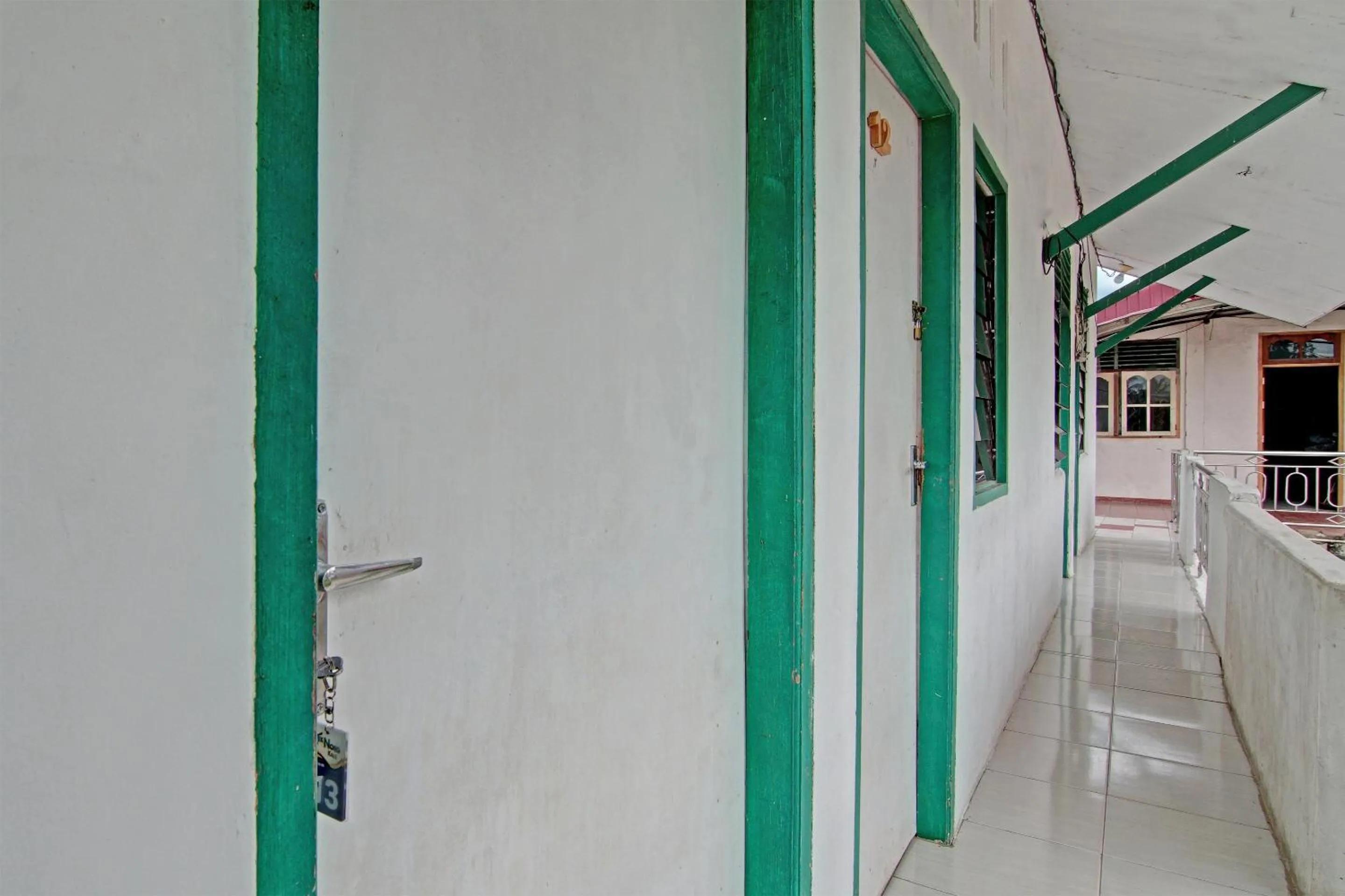 Lobby or reception in SPOT ON 91950 Guest House TekNong Syariah