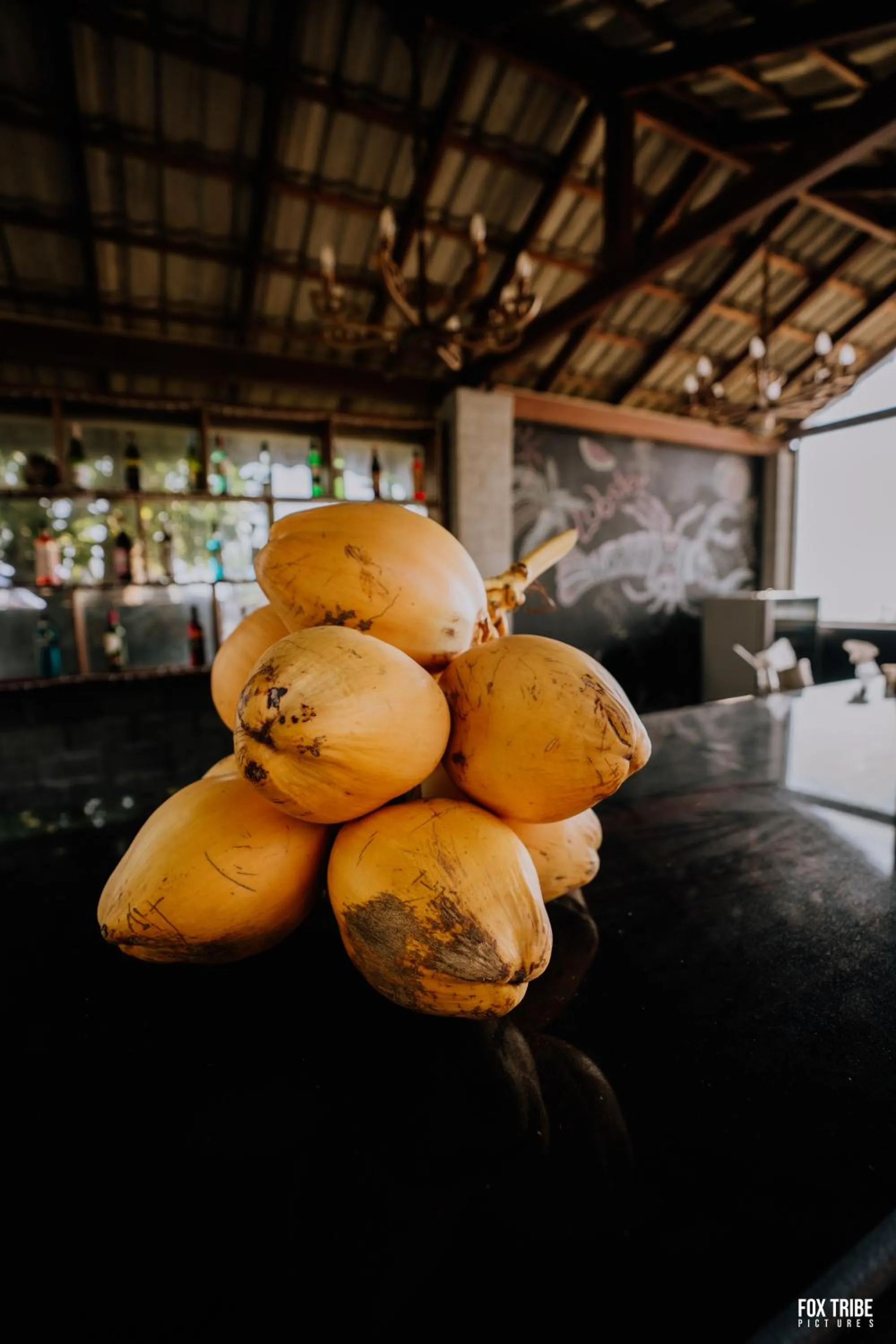 Earl's Regent Negombo "Golden Shore at Your Door - Find Your Dream Stay"