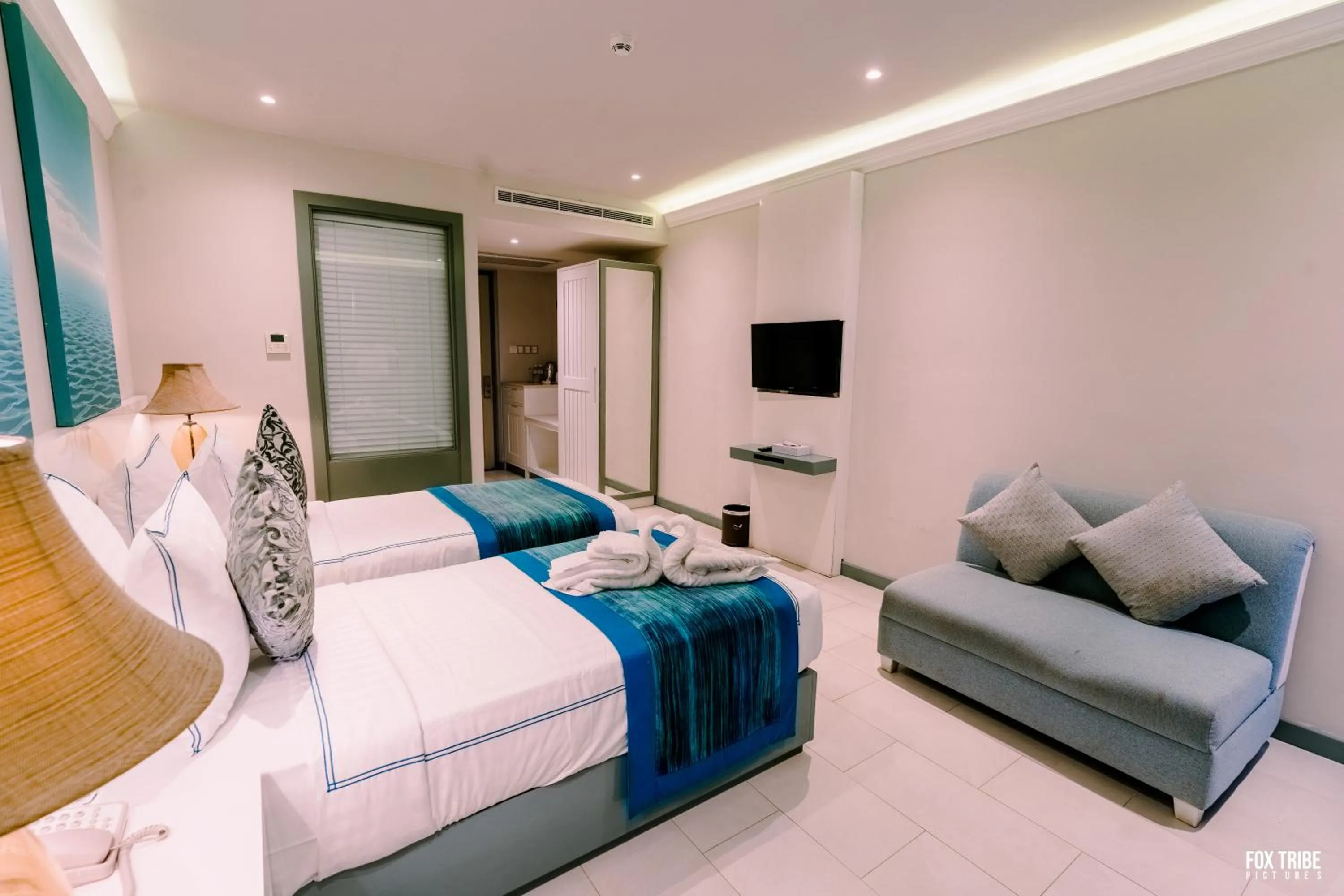 Bedroom, Bed in Earl's Regent Negombo "Golden Shore at Your Door - Find Your Dream Stay"