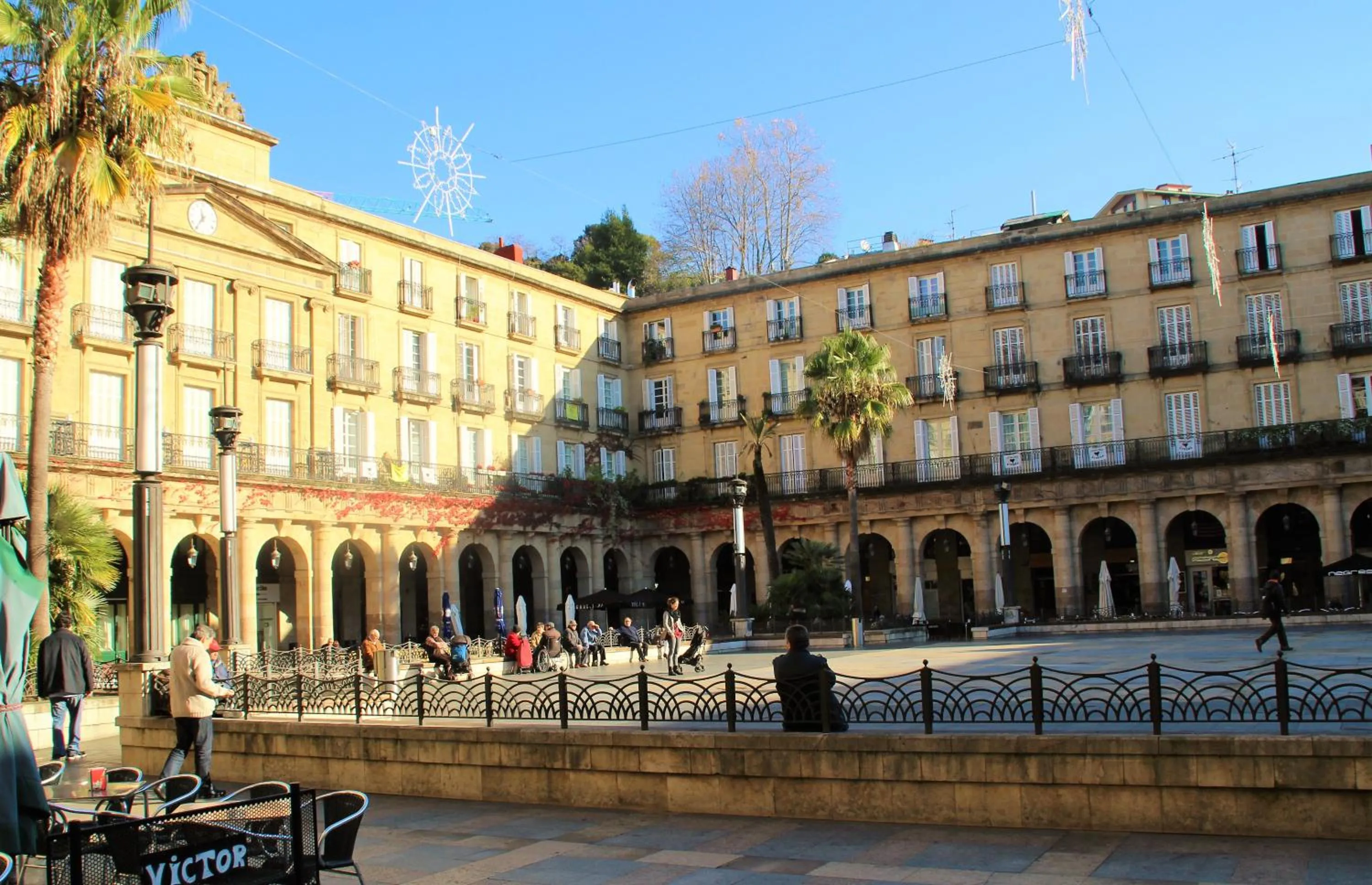 Neighbourhood in BYPILLOW Irala