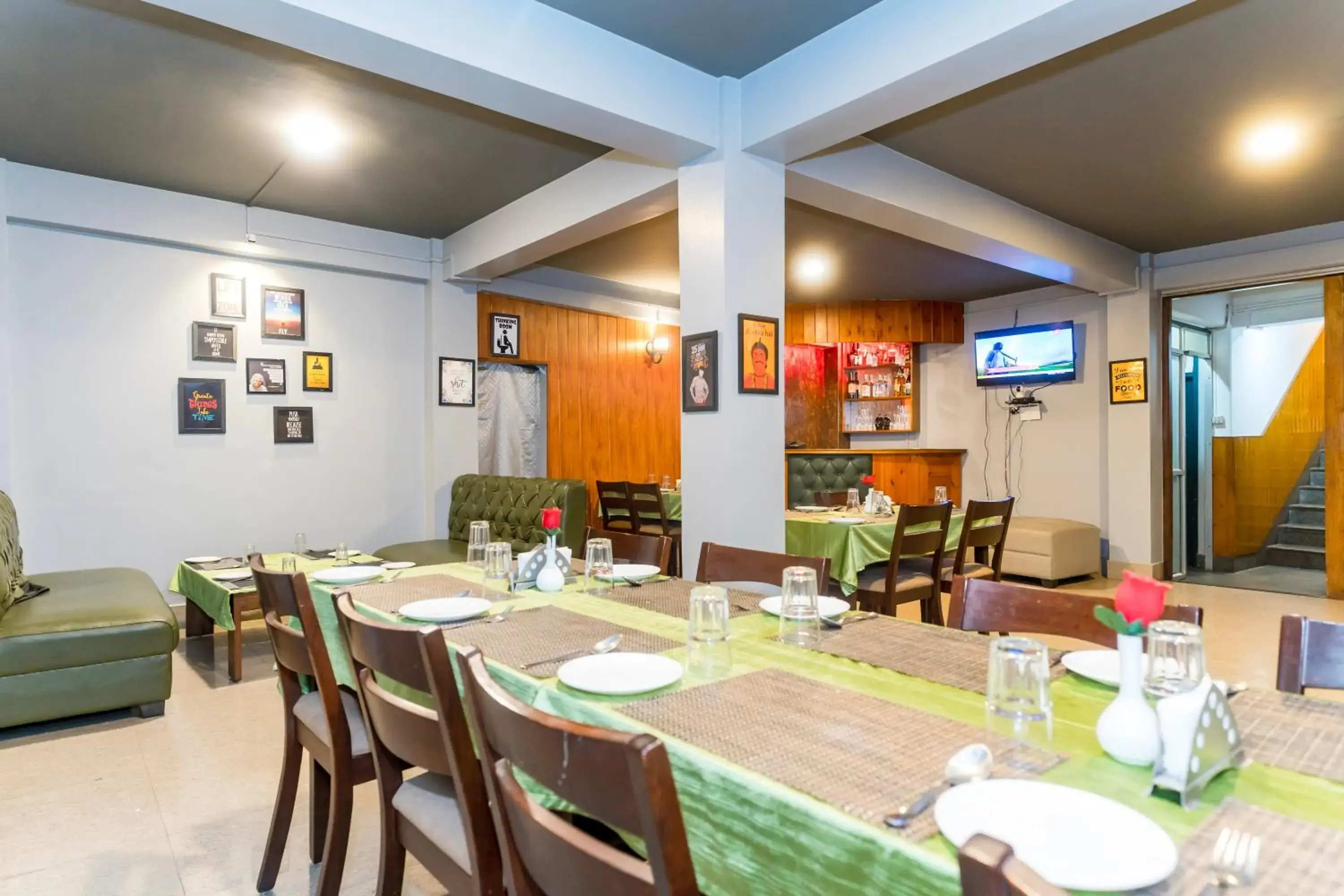 Restaurant/places to eat in Sparrow Juniper Tree 2 min walk To Mg Marg Restaurant/places to eat in Sparrow Juniper Tree 2 min walk To Mg Marg