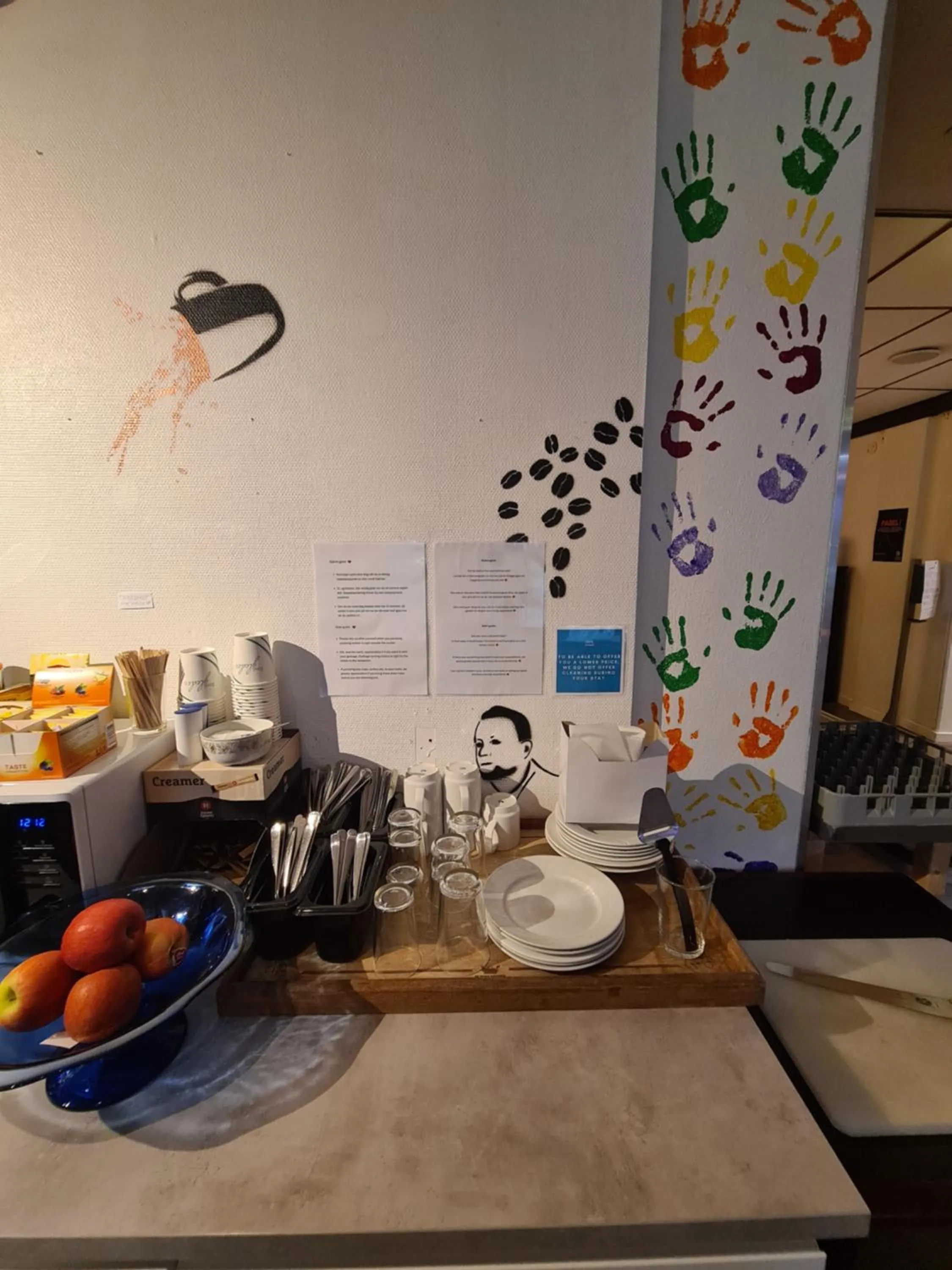 Coffee/tea facilities in SKAP Hostel Mandal