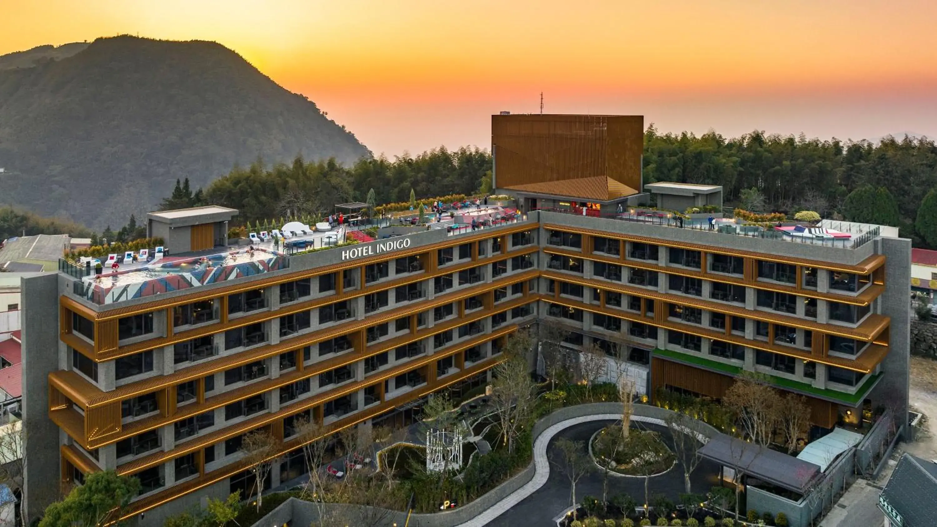 Property building in Hotel Indigo Alishan by IHG Property building in Hotel Indigo Alishan by IHG