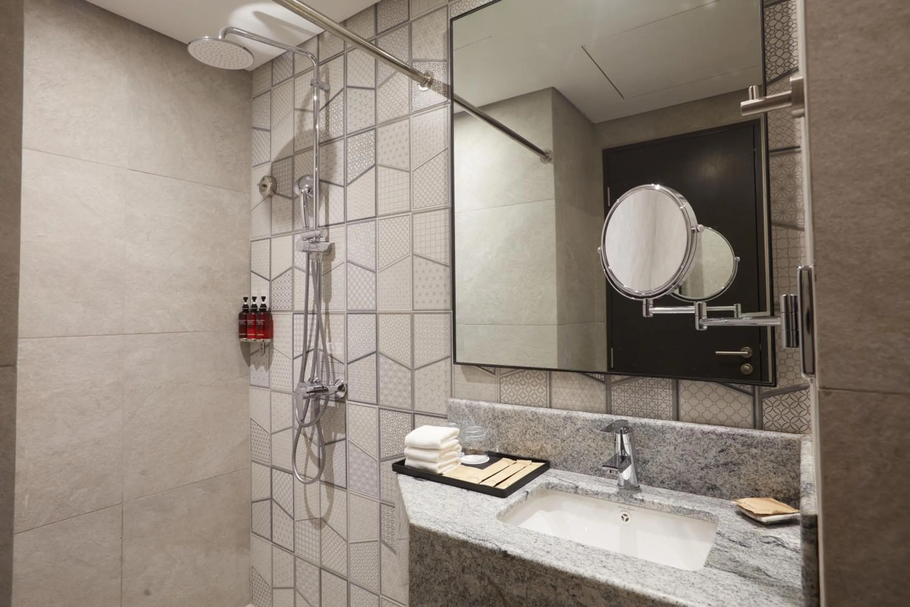 Bathroom in Mercure Mactan Cebu