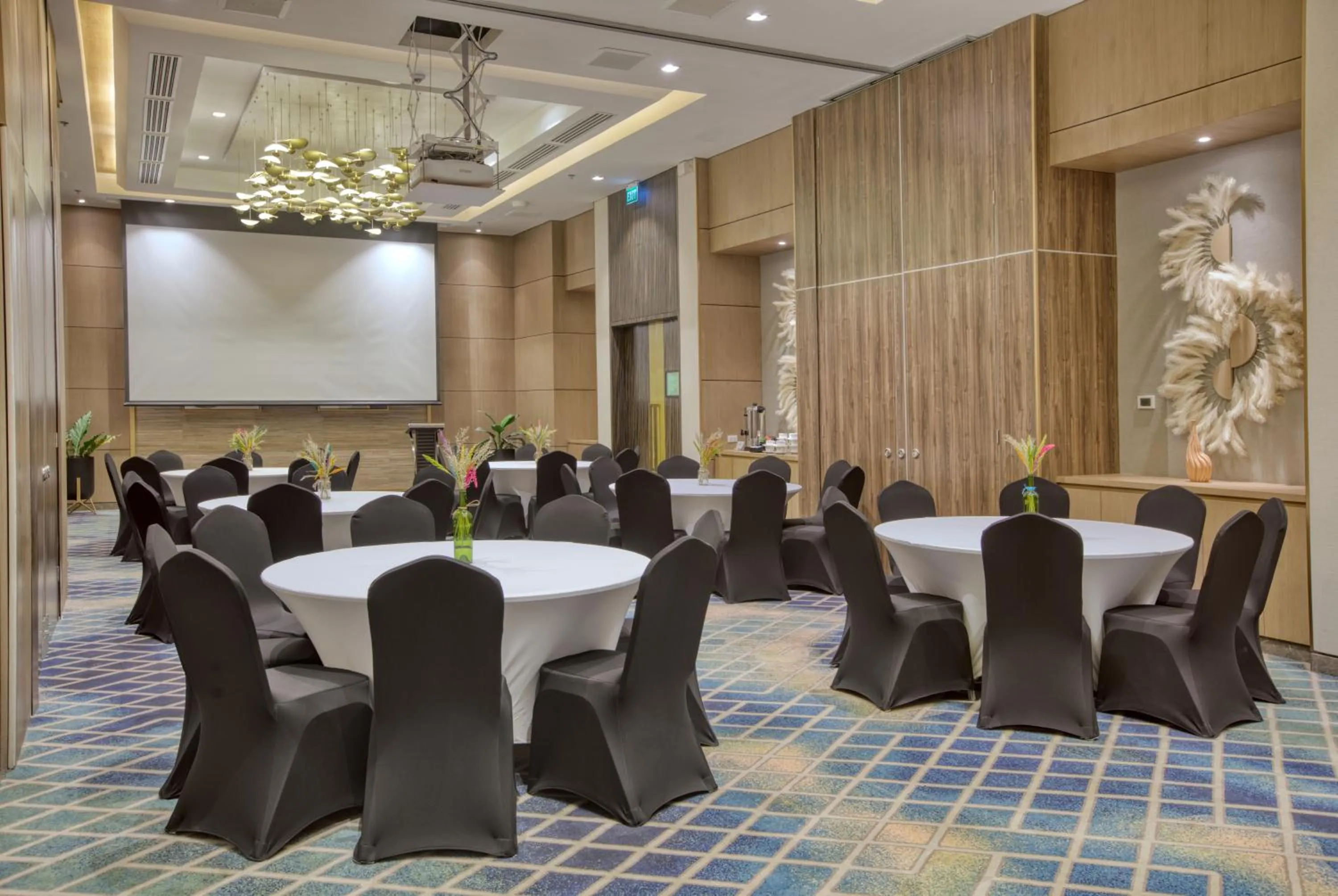 Meeting/conference room in Mercure Mactan Cebu