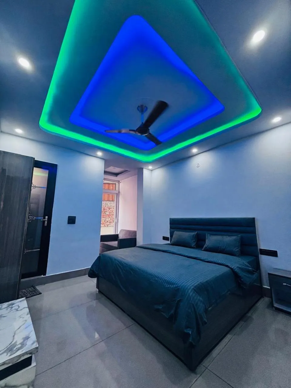 Bed in Hotel Paradise Palm