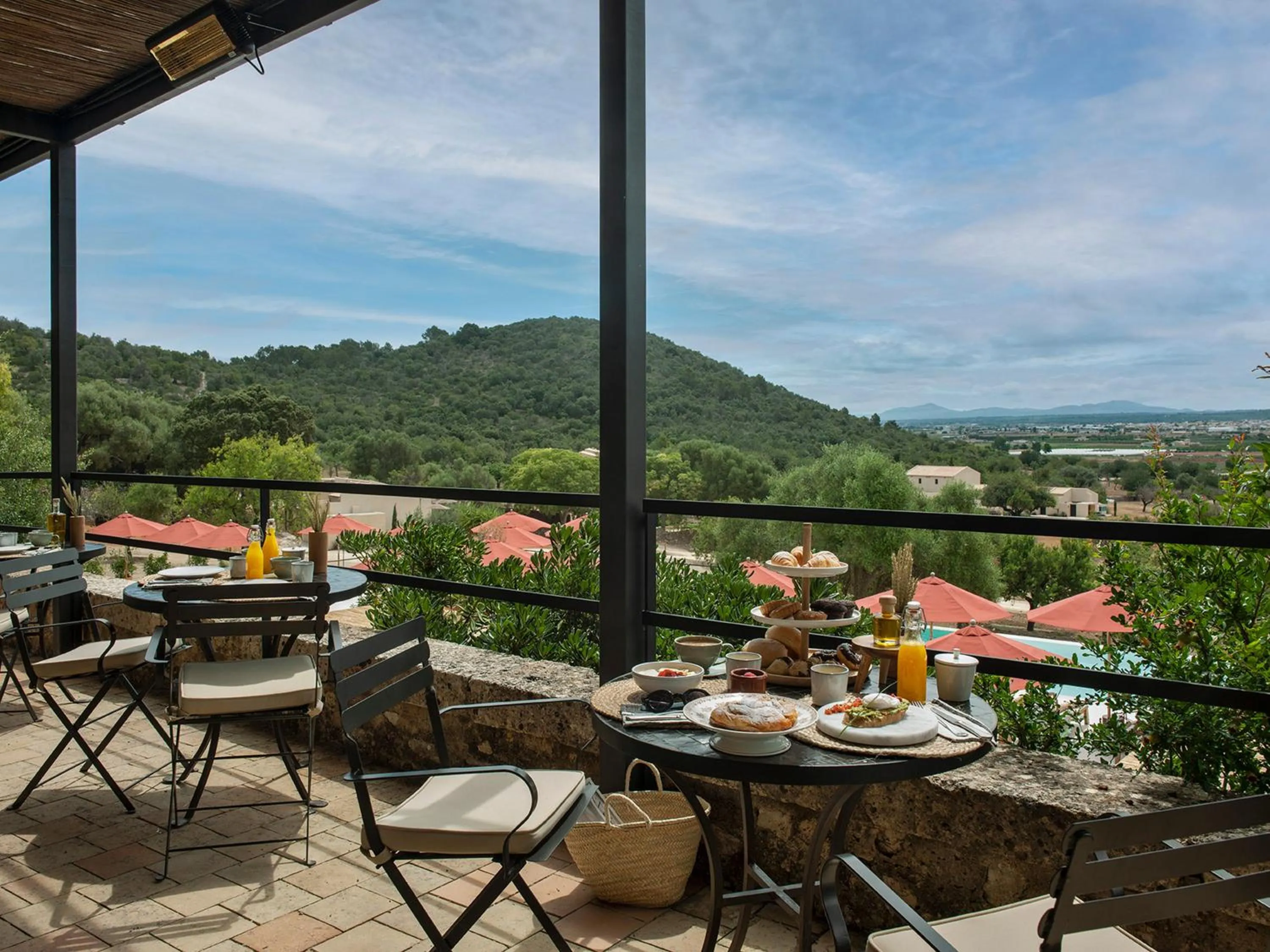 Food and drinks in The Lodge Mallorca, Small Luxury Hotels