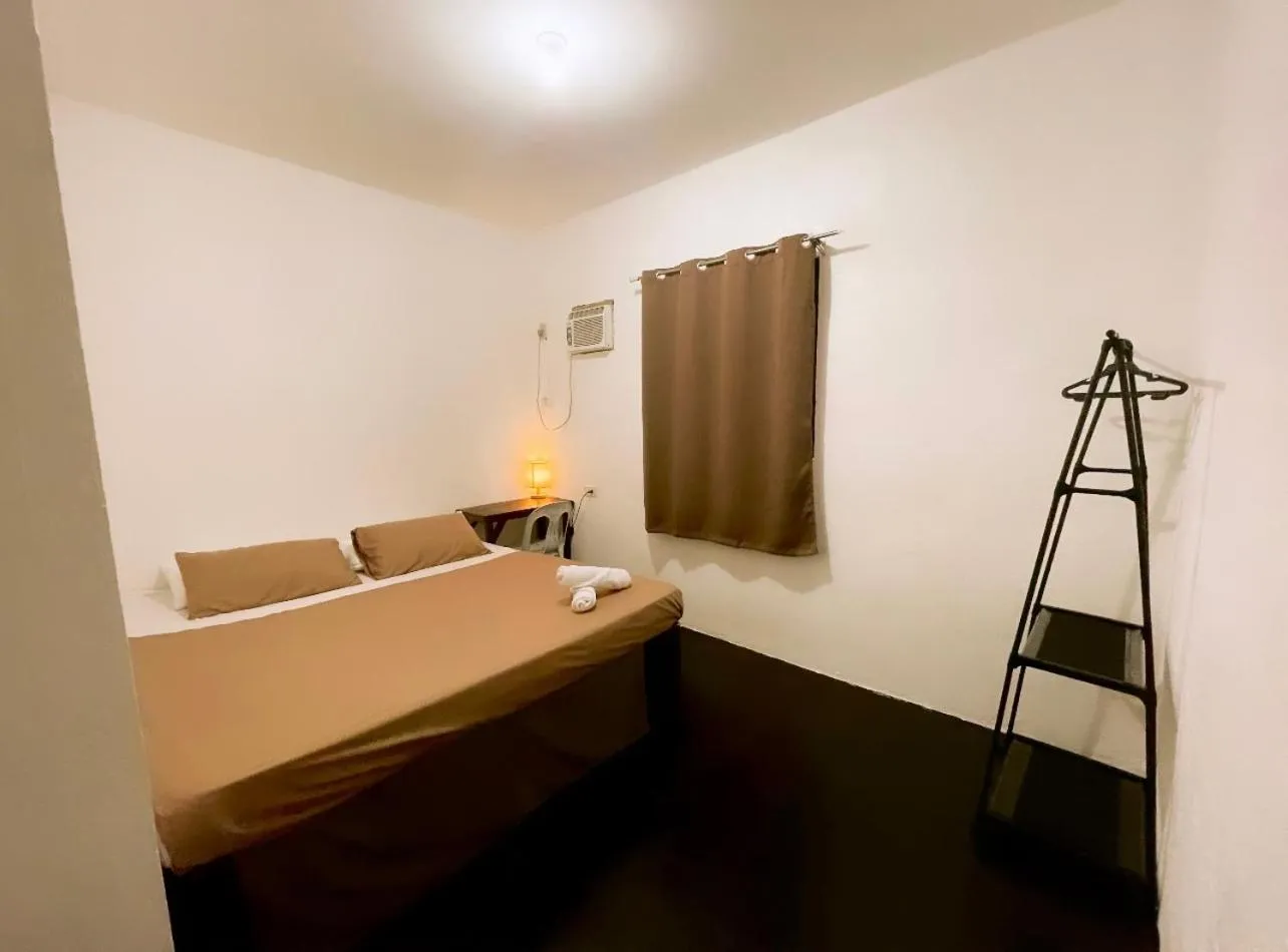 Bed in Flo Island Home