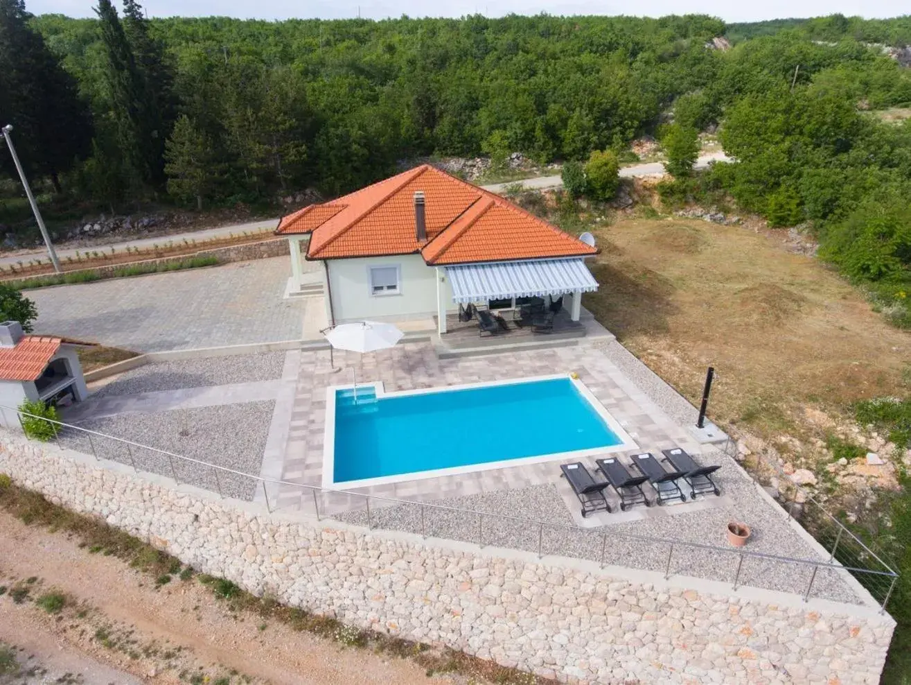 Villa Toni, villa in Imotski, private pool, barbeque, private parking Villa Toni, villa in Imotski, private pool, barbeque, private parking