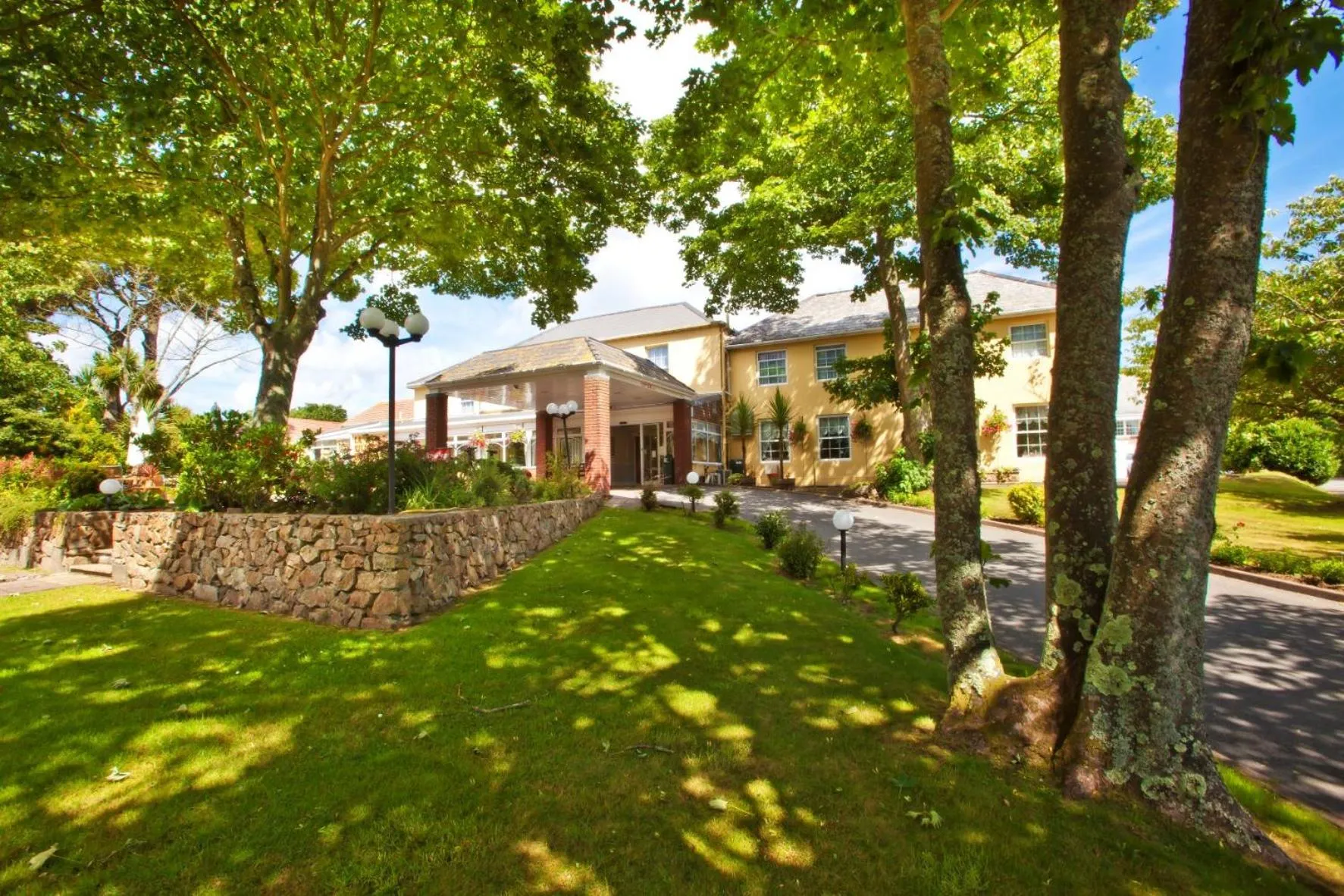 Property building in La Villette Hotel