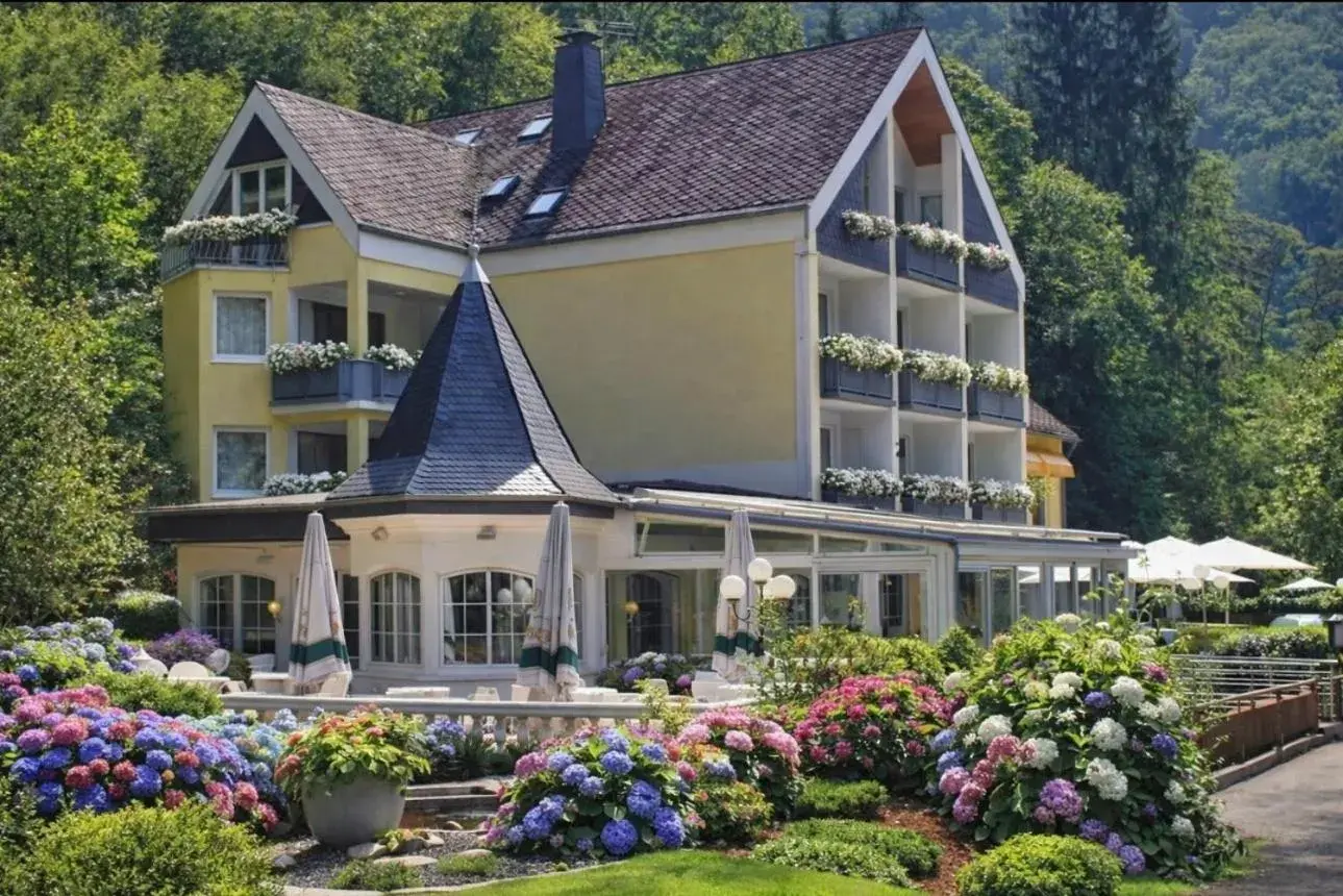 Hotel Schwanenweiher Bad Bertrich Hotel Schwanenweiher Bad Bertrich