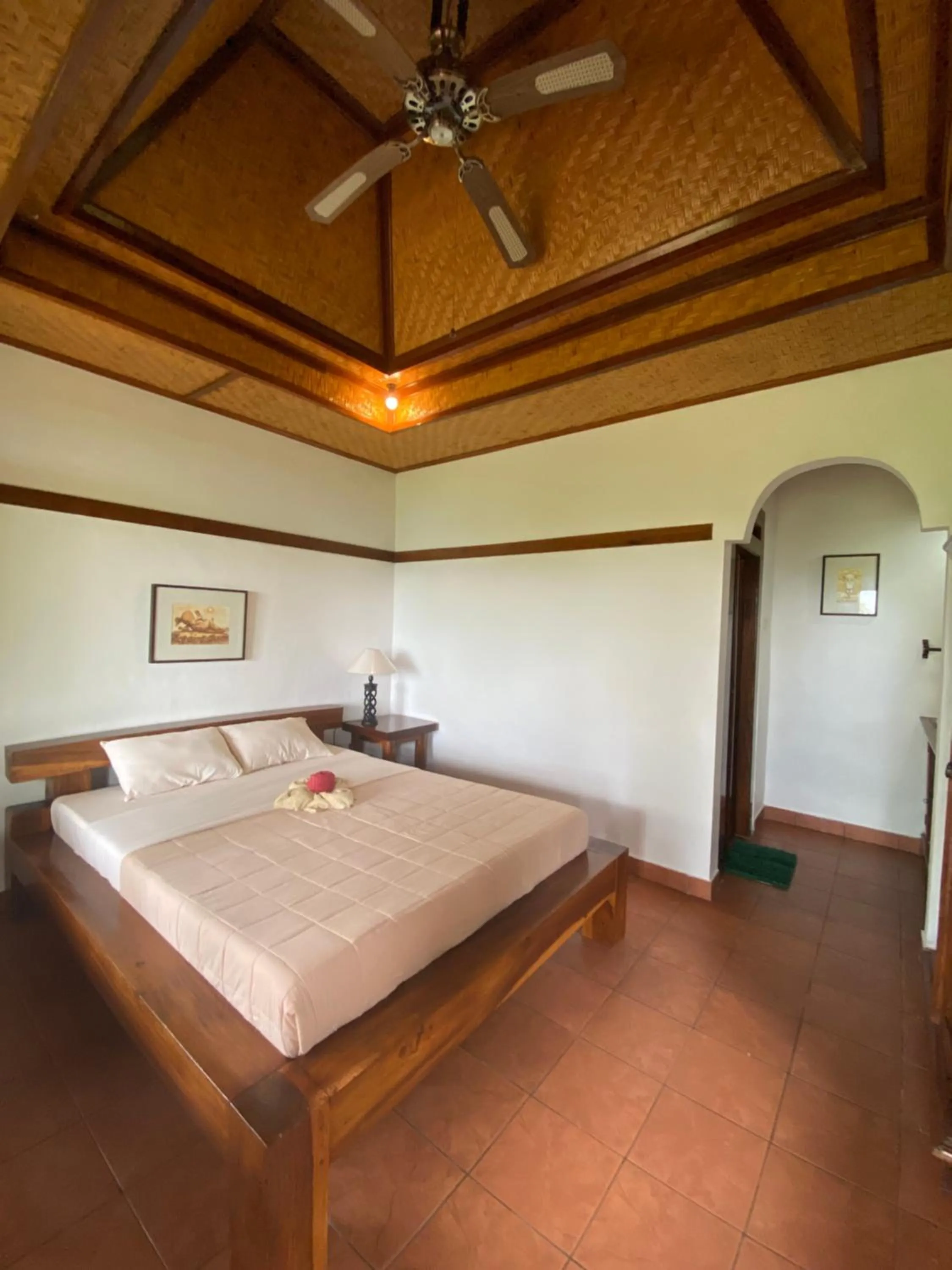 Photo of the whole room, Bed in Geriasemalung