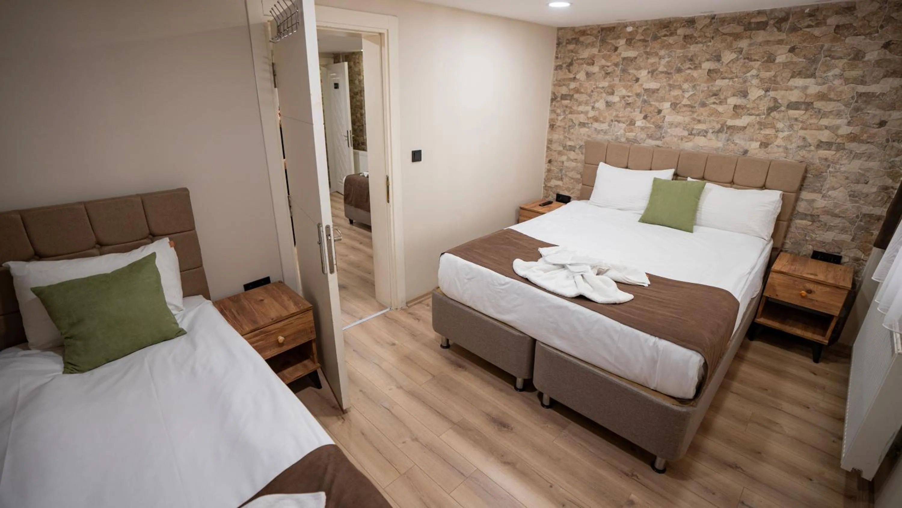 Bed in MİLA SUİTES TAKSİM