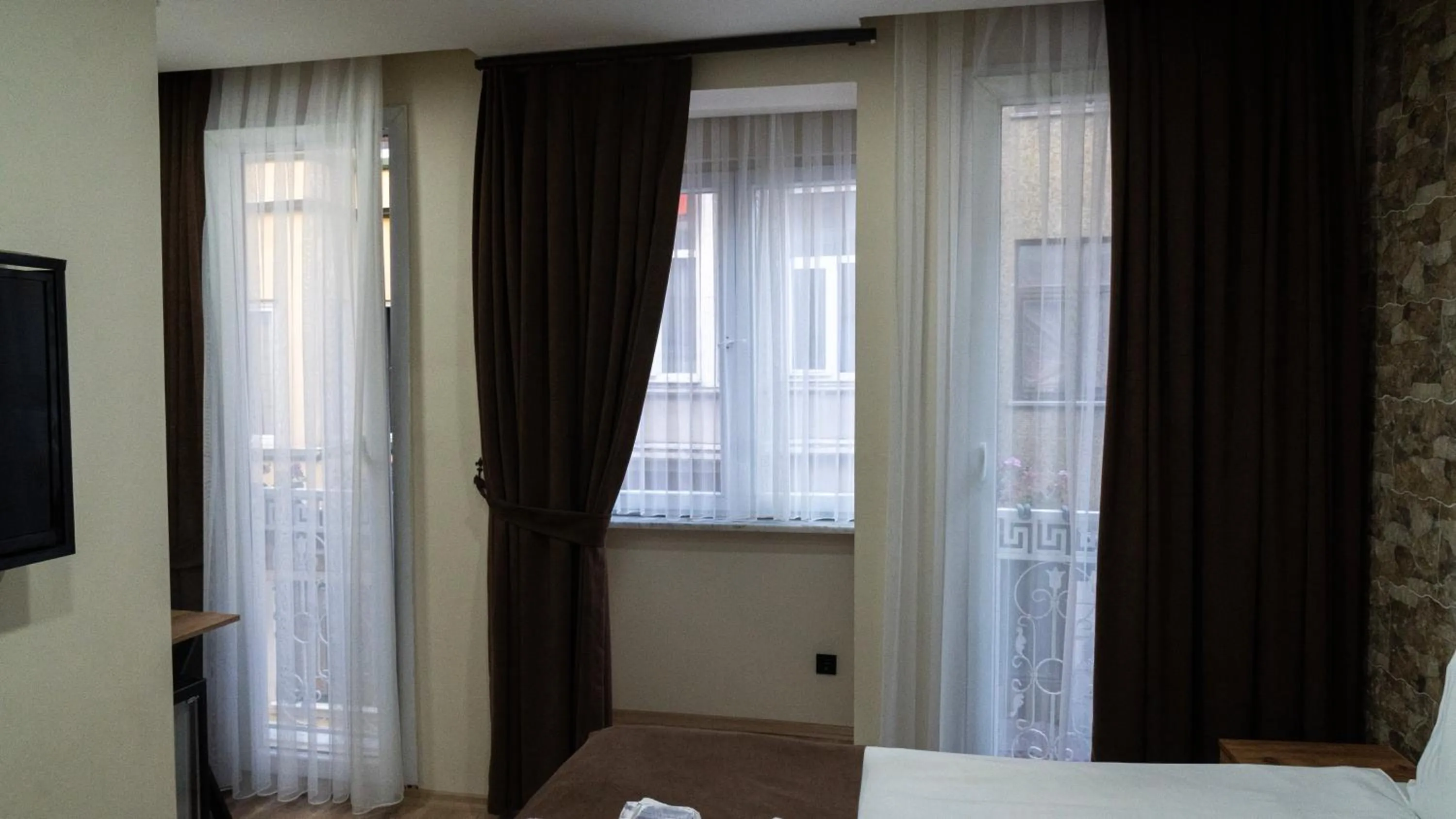 Bed in MİLA SUİTES TAKSİM