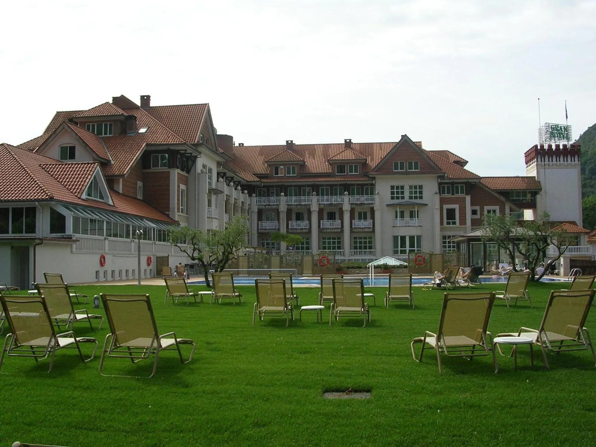 Facade/entrance in Gran Hotel Balneario De Puente Viesgo