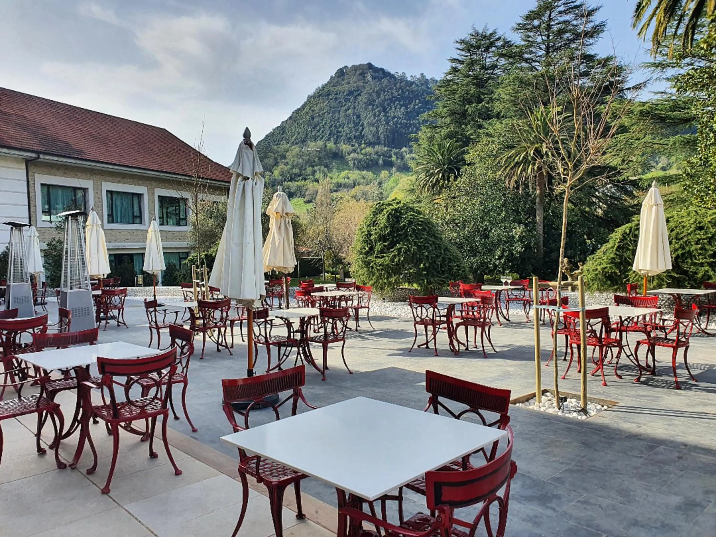 Balcony/Terrace in Gran Hotel Balneario De Puente Viesgo