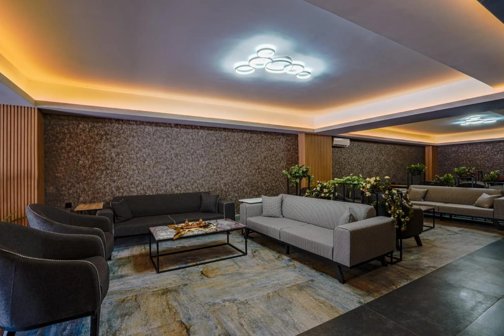 Lobby or reception in Lupo Libero Hotel Spa