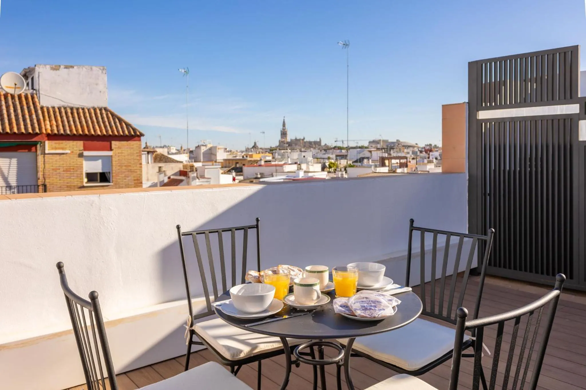 Triana Acacias Residences by Valcambre