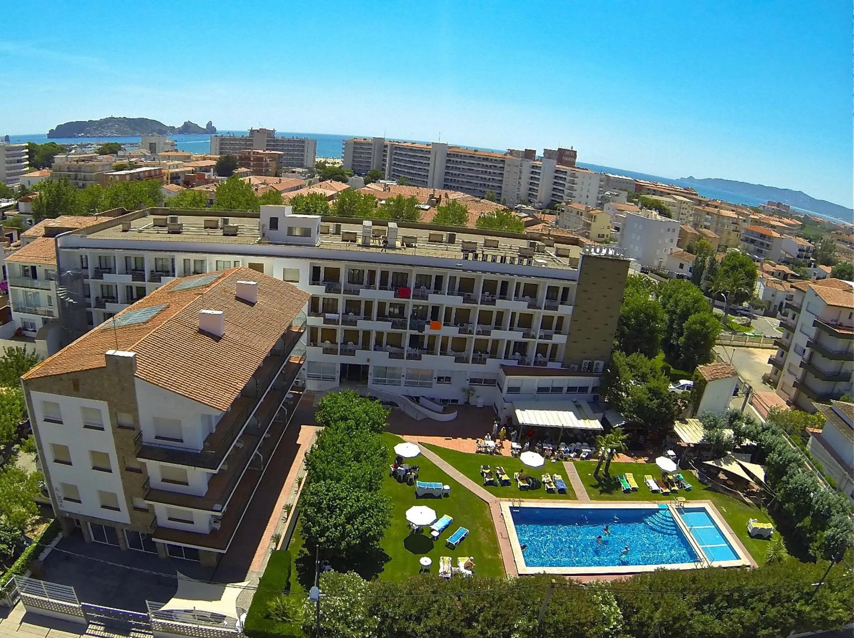 Property building in Checkin Flamingo