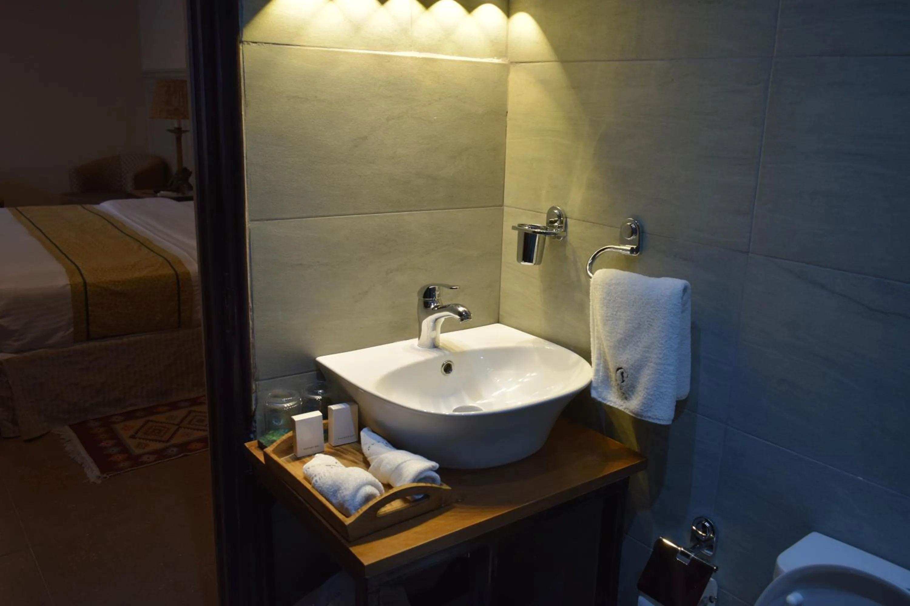 Bathroom in Cozy Stead