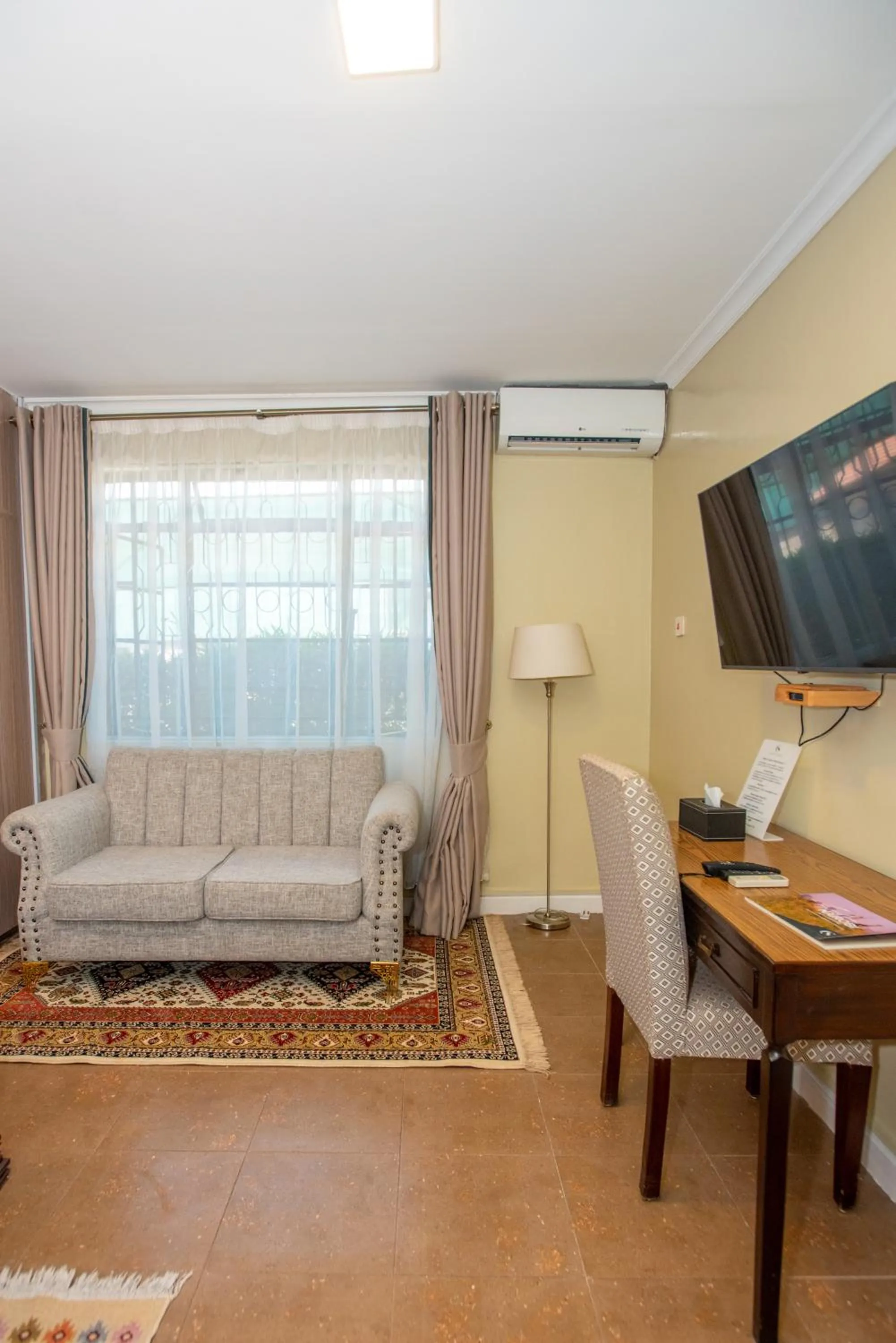 TV and multimedia in Cozy Stead Hotel - Garden House, Gigiri