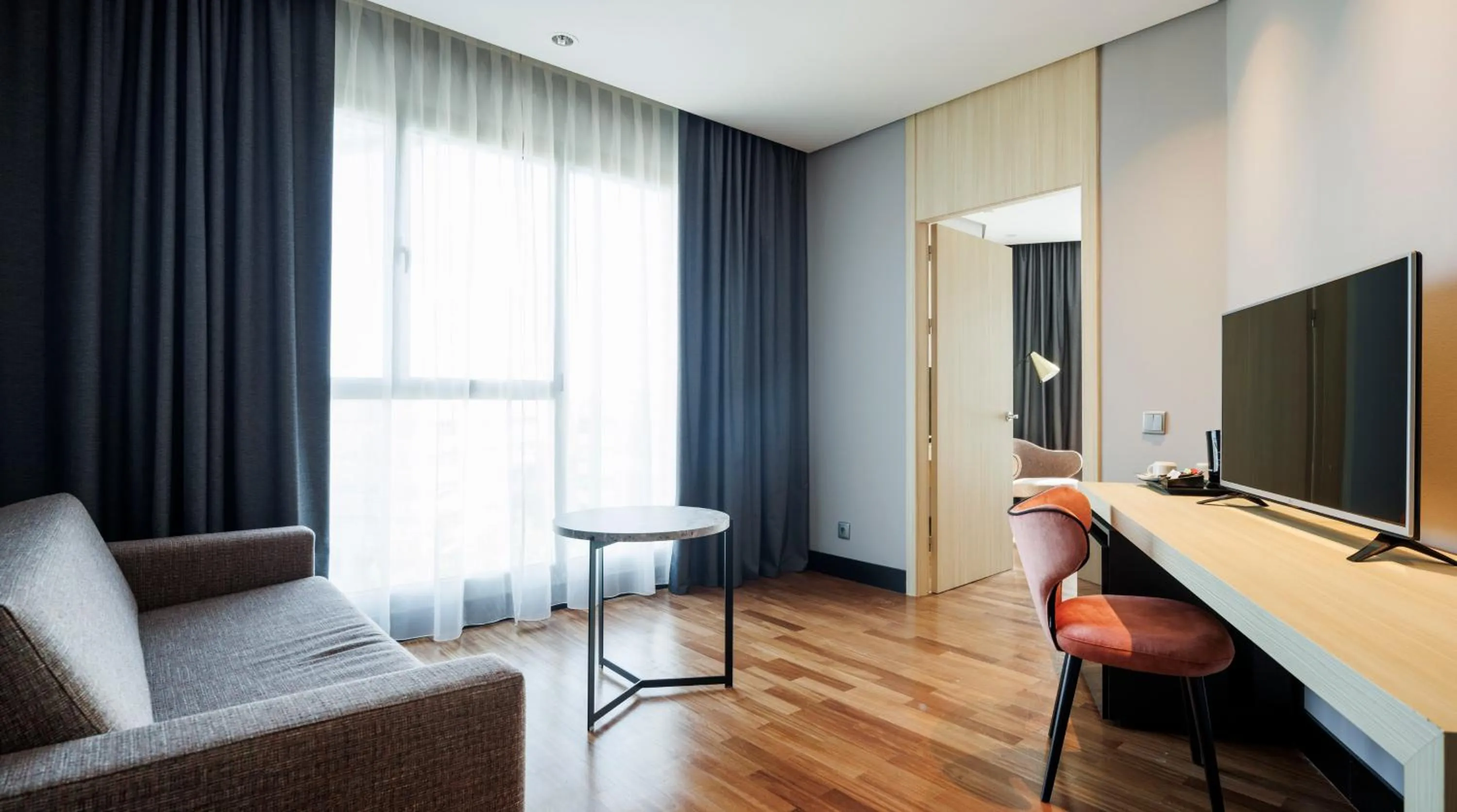 Bedroom in Ilunion Alcalá Norte