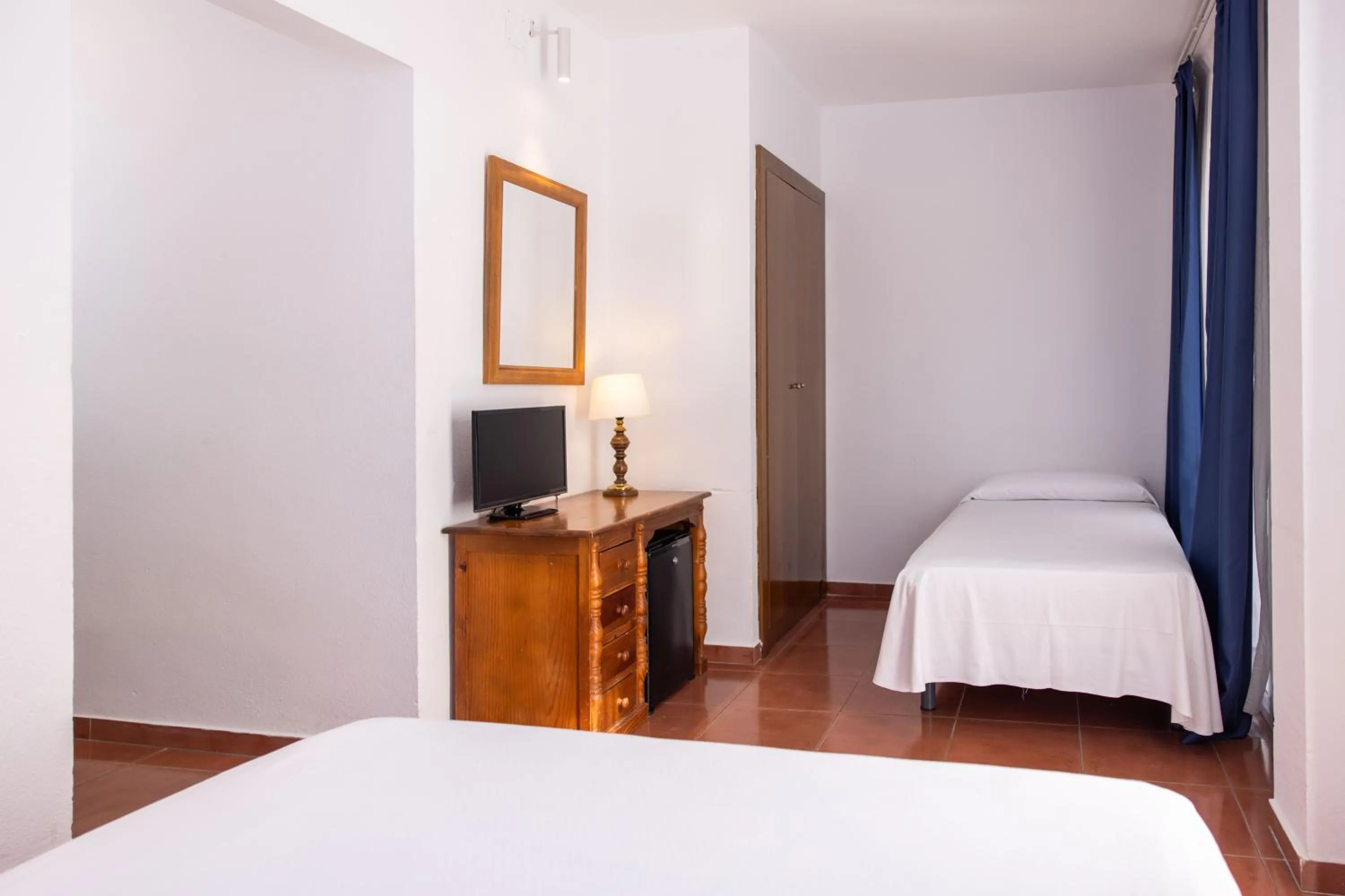 Bedroom, Bed in RVHotels Mar de Tossa