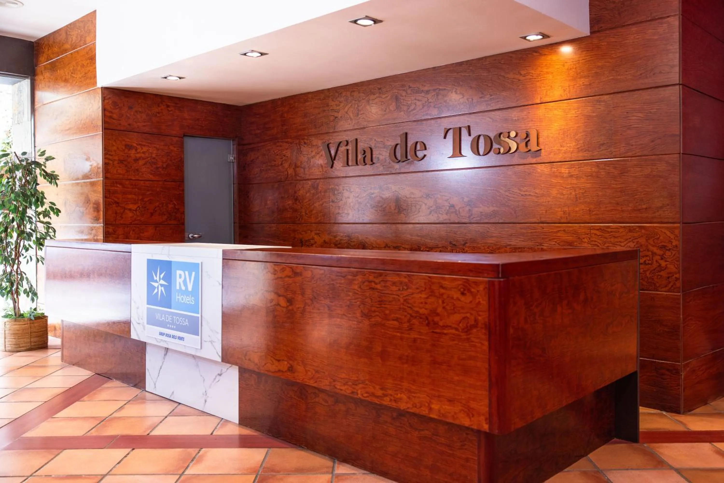 Lobby or reception in RVHotels Vila de Tossa