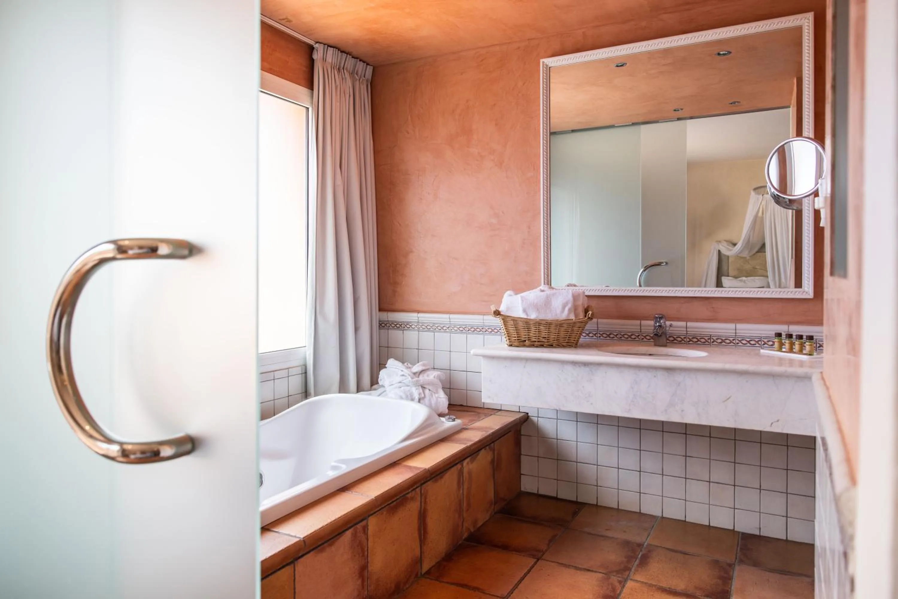 Hot Tub in RVHotels Vila de Tossa