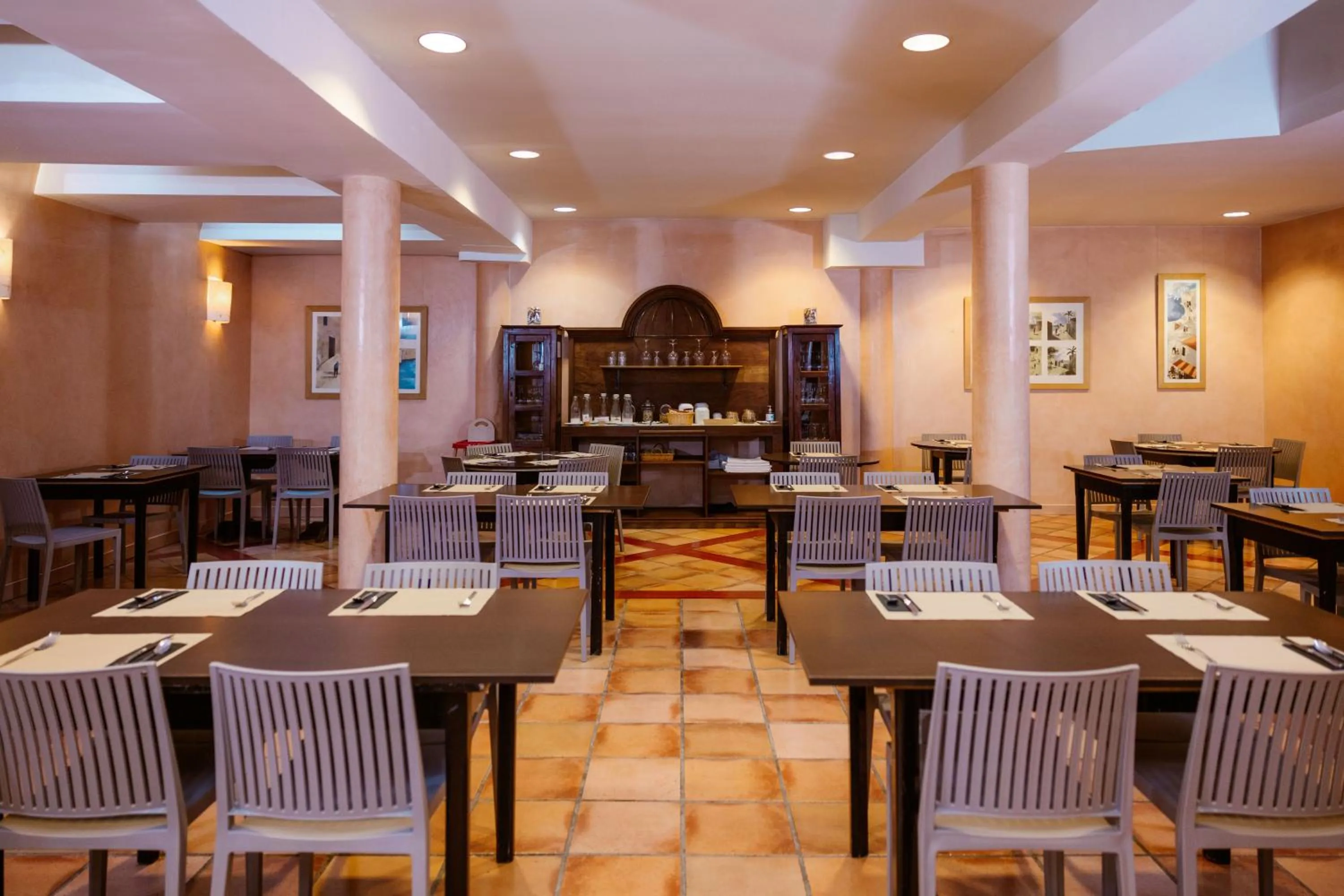 Restaurant/places to eat in RVHotels Vila de Tossa