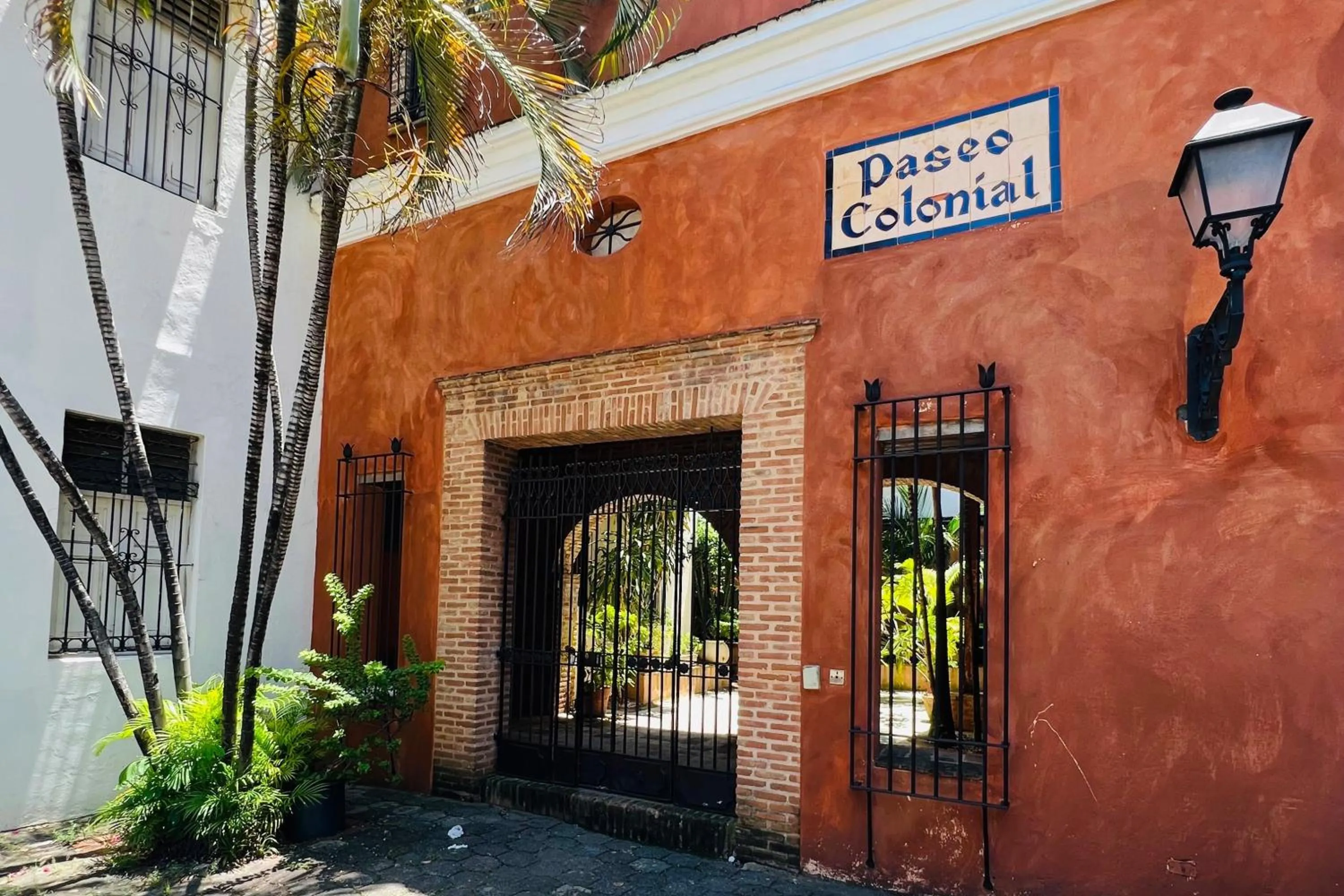 Property building in Paseo Colonial - Sabbatical #1