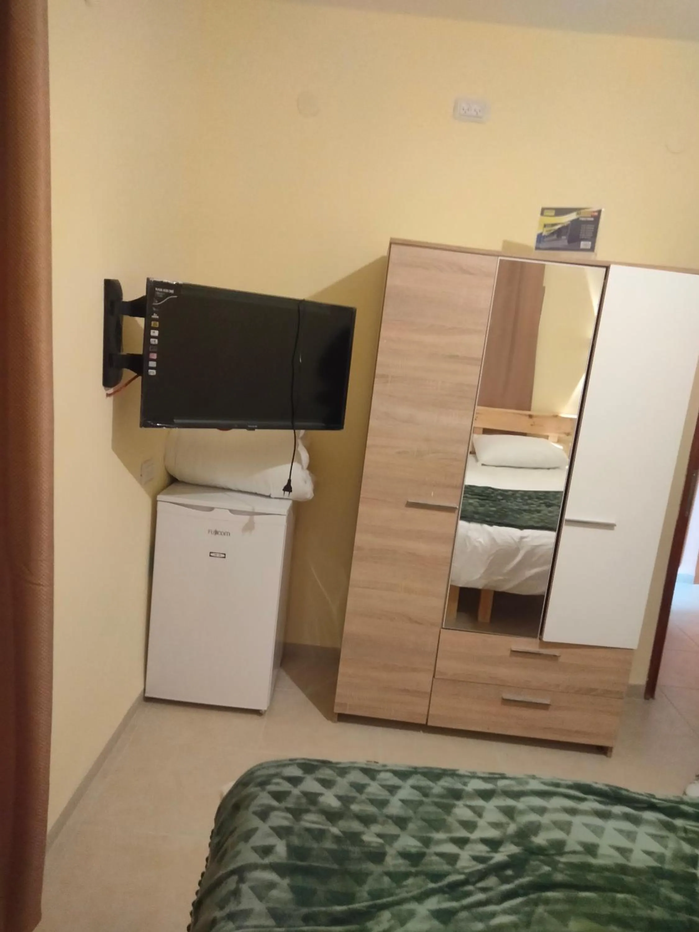 TV and multimedia, Bed in Seedi Yousef Hostel & Cafe