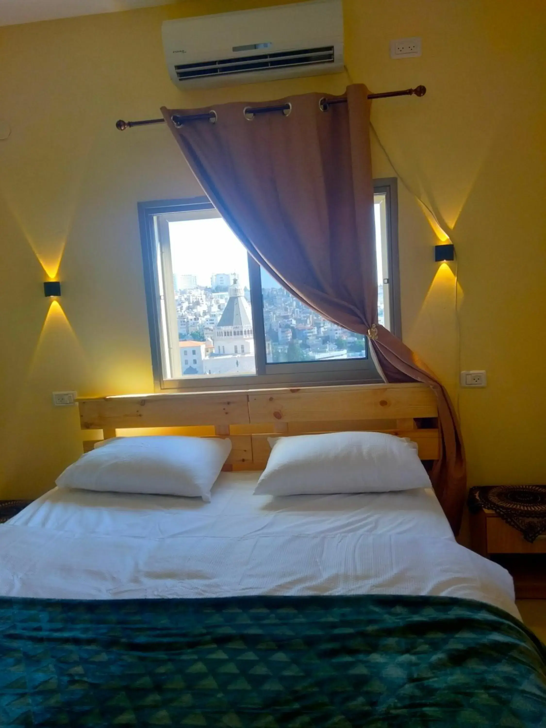 8+9 Double Room with Share Bathroom - single occupancy in Seedi Yousef Hostel & Cafe 8+9 Double Room with Share Bathroom - single occupancy in Seedi Yousef Hostel & Cafe