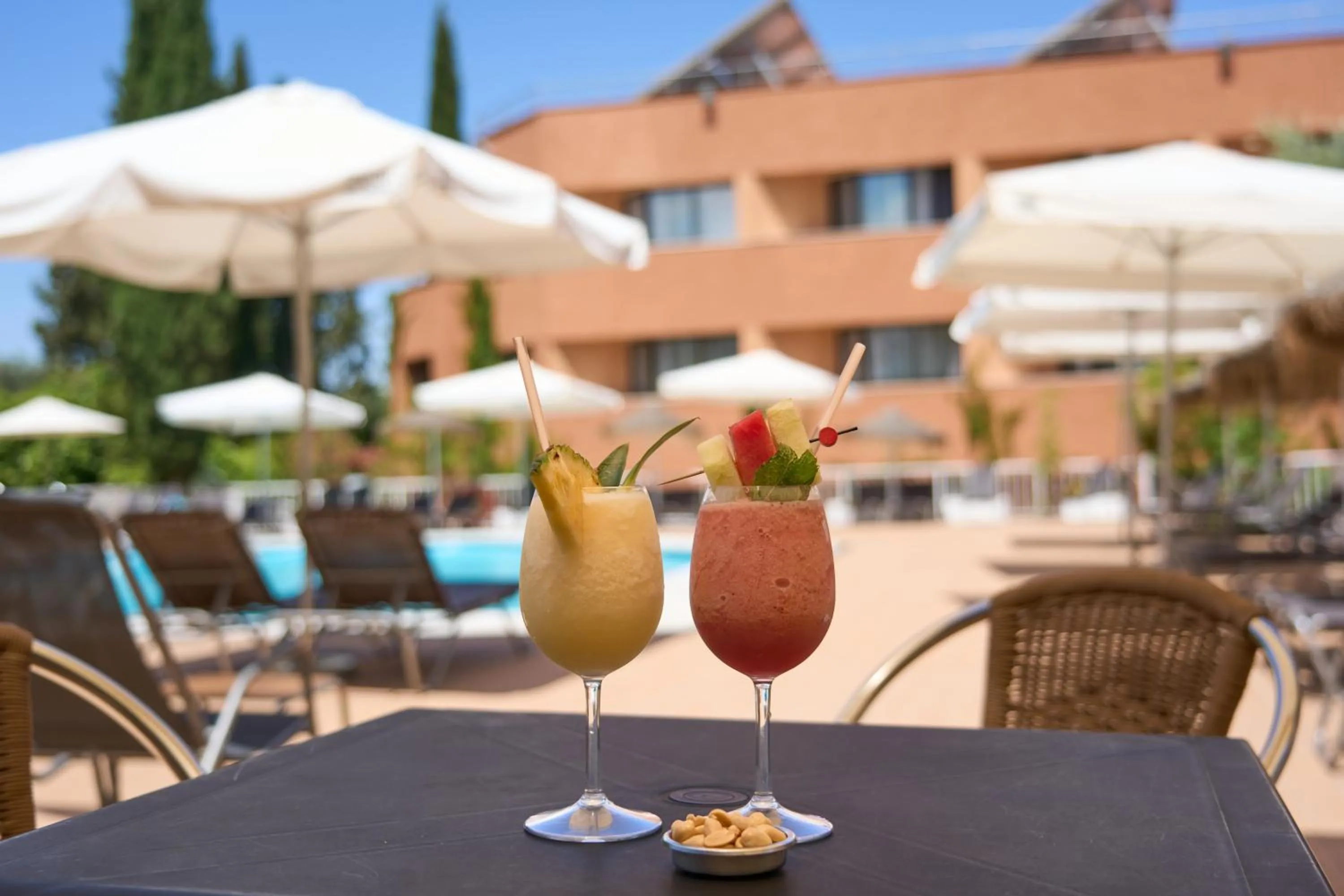 Swimming pool in Porcel Alixares