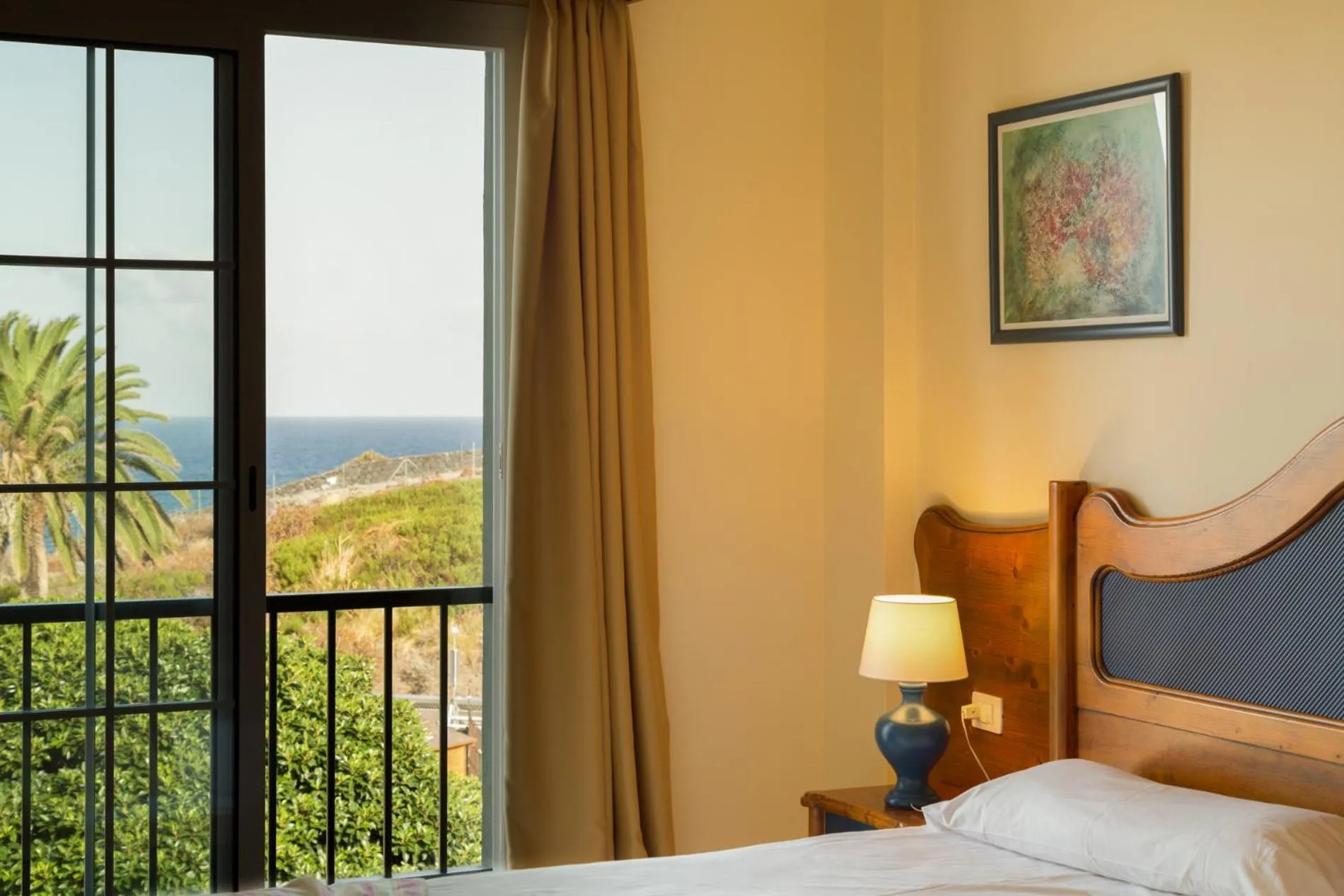 Decorative detail, Bed in Hotel-Apartamento Las Olas